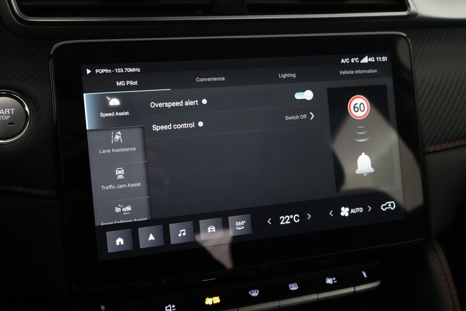 MG ZS 2023 Luxory 70 kWh *Panorama / ACC / 360 kamera / Nahat* - *2x Renkaat ja vanteet / Suomi-auto / SoH 97%!* - HULLUT JOULUT KORKOTARJOUS 2,49% 