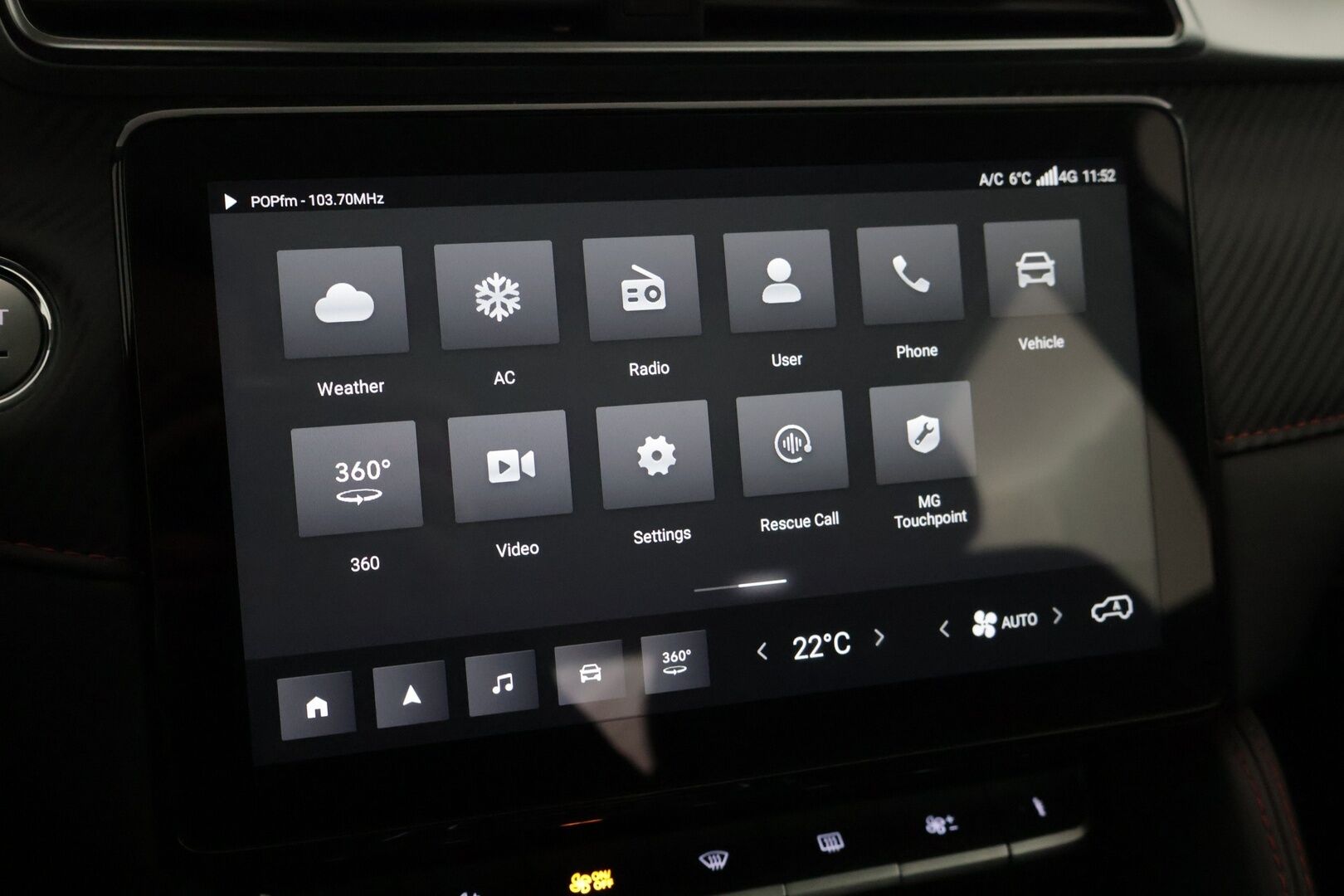 MG ZS 2023 Luxory 70 kWh *Panorama / ACC / 360 kamera / Nahat* - *2x Renkaat ja vanteet / Suomi-auto / SoH 97%!* - HULLUT JOULUT KORKOTARJOUS 2,49% 