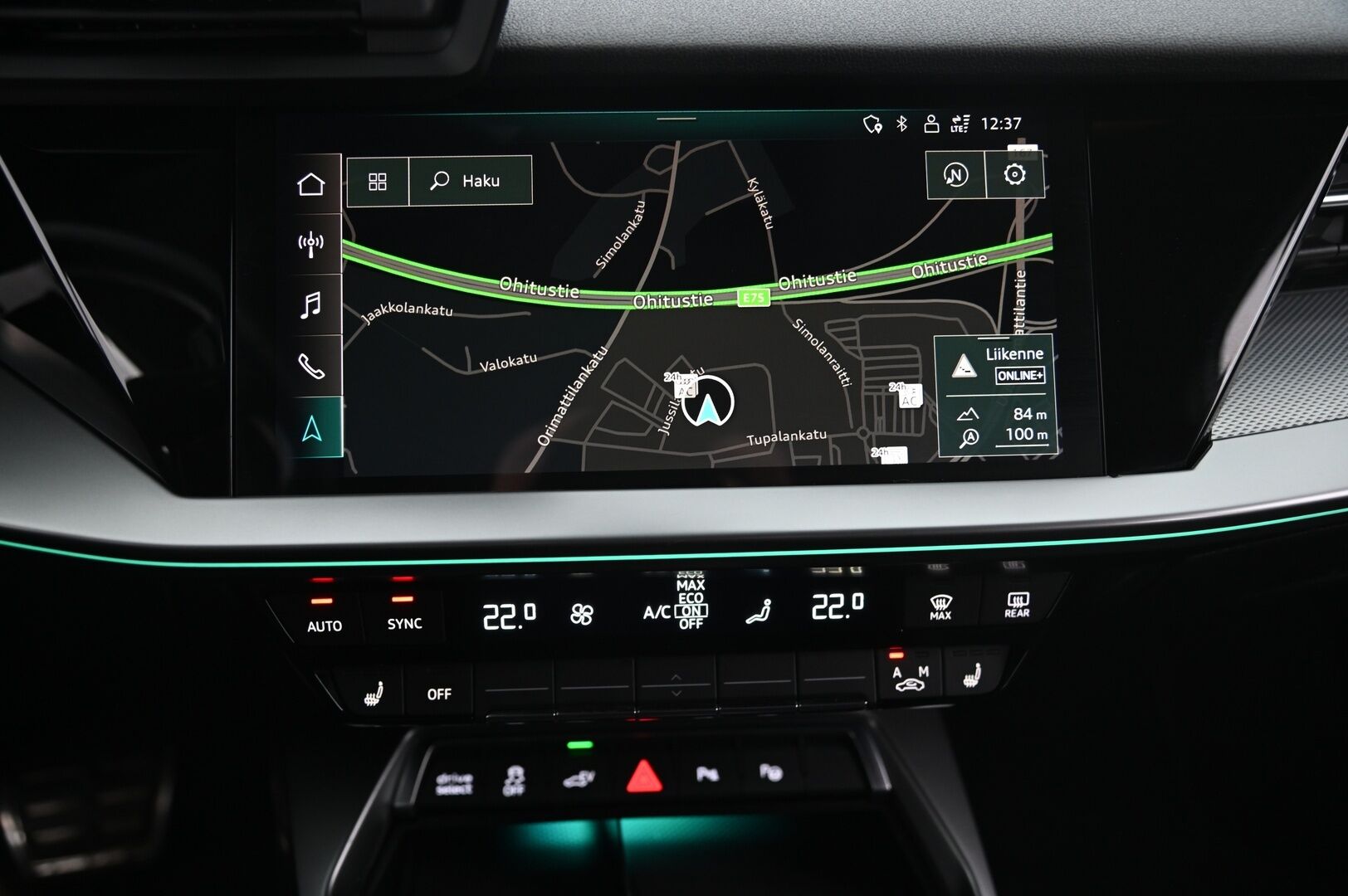 Audi A3 2021 Sportback Business S line 40 TFSI e 150kW S tronic / ACC / Muistipenkki / Digimittaristo / BLIS / P-kamera / - *S-Line / RS-Penkit / ACC / Digimittaristo / Audi Pre Sense / Navi / LED / Kuskinpenkki muistilla /