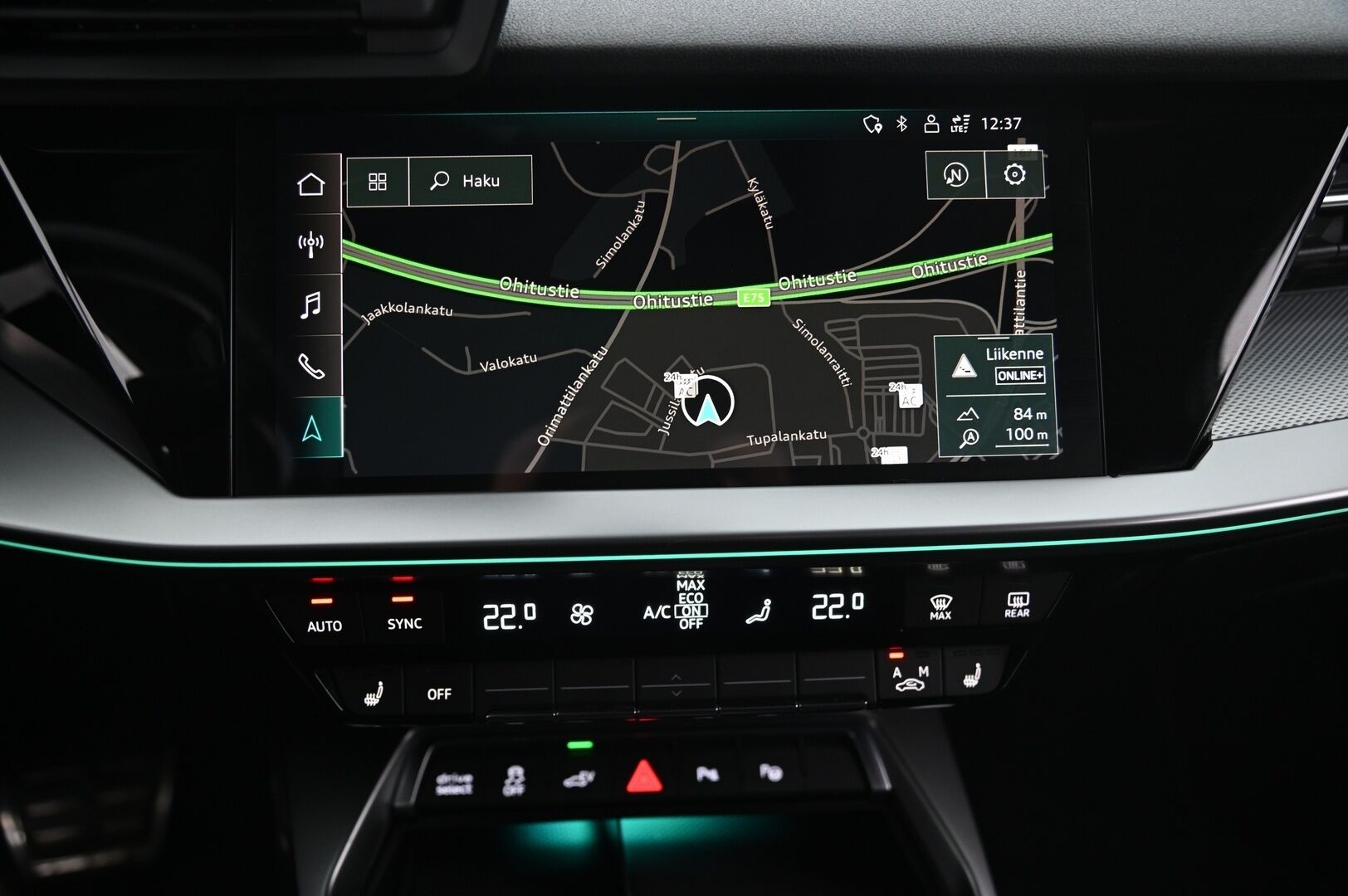 Audi A3 2021 Sportback Business S line 40 TFSI e 150kW S tronic / ACC / Muistipenkki / Digimittaristo / BLIS / P-kamera / - *S-Line / RS-Penkit / ACC / Digimittaristo / Audi Pre Sense / Navi / LED / Kuskinpenkki muistilla /