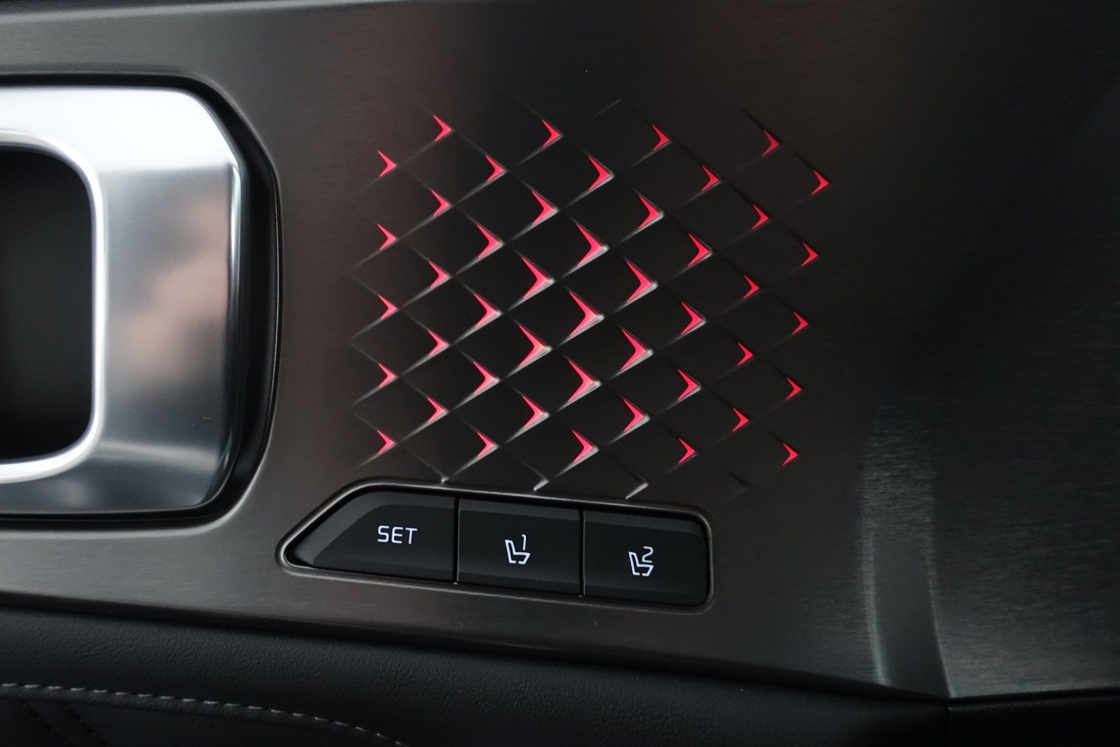 Kia Sorento 2021 1,6 T-GDI Plug-in Hybrid AWD Business Luxury AT 5P - 2. Omisteinen | Adapt. Vakkari | HUD | Bliss | Bose | Ilmastoidut penkit | Keyless | Vetokoukku |