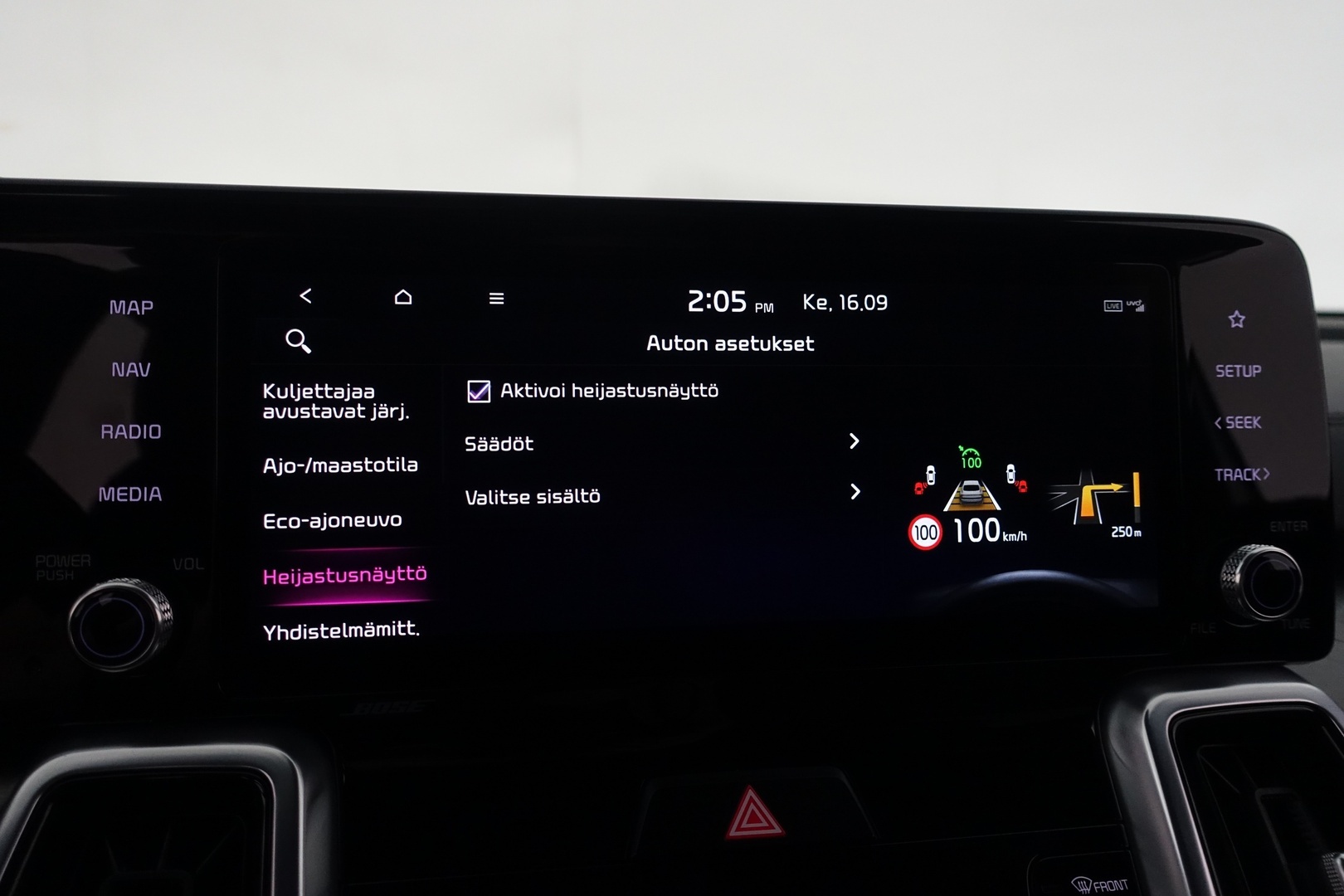 Kia Sorento 2021 1,6 T-GDI Plug-in Hybrid AWD Business Luxury AT 5P - 2. Omisteinen | Adapt. Vakkari | HUD | Bliss | Bose | Ilmastoidut penkit | Keyless | Vetokoukku |