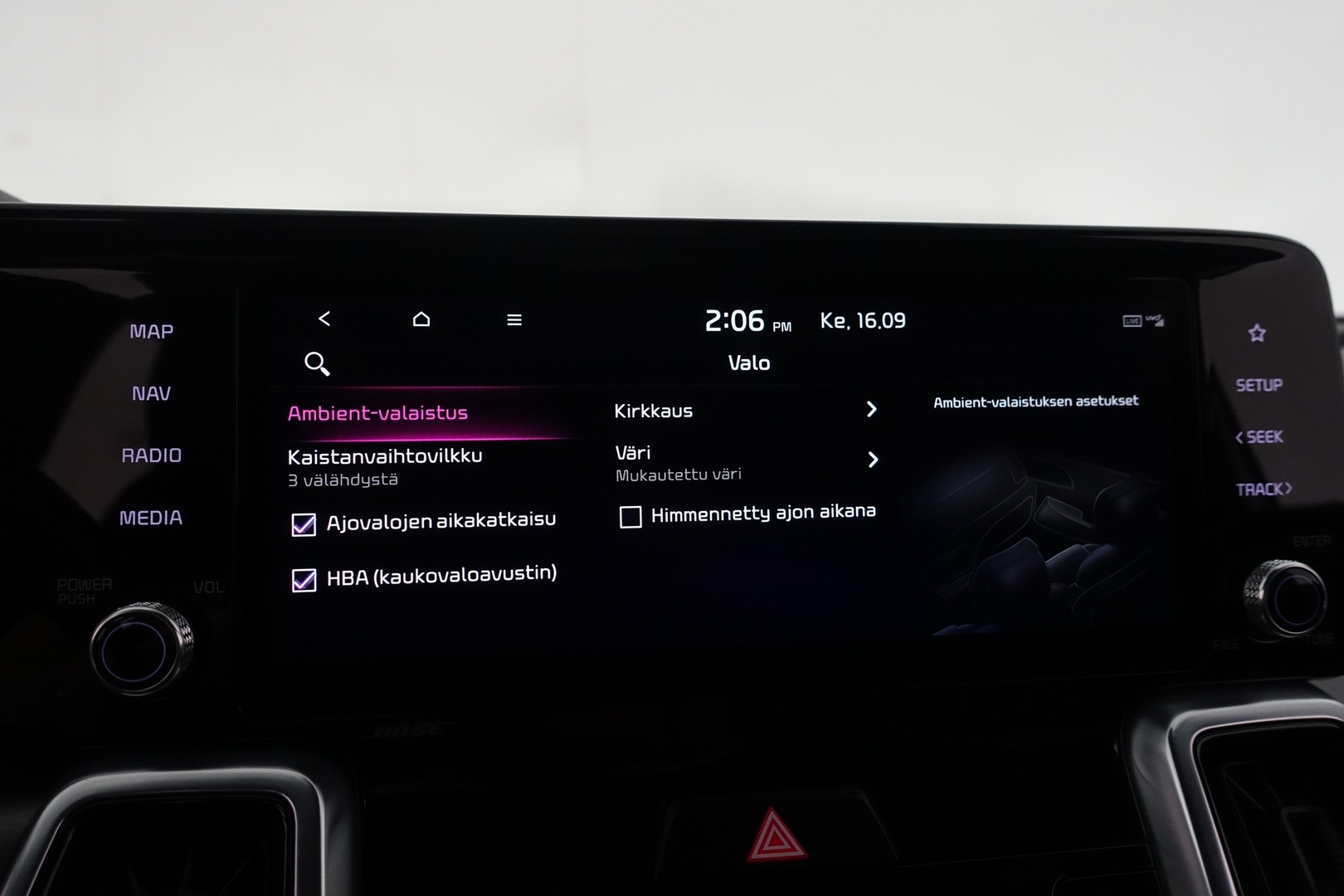 Kia Sorento 2021 1,6 T-GDI Plug-in Hybrid AWD Business Luxury AT 5P - 2. Omisteinen | Adapt. Vakkari | HUD | Bliss | Bose | Ilmastoidut penkit | Keyless | Vetokoukku |