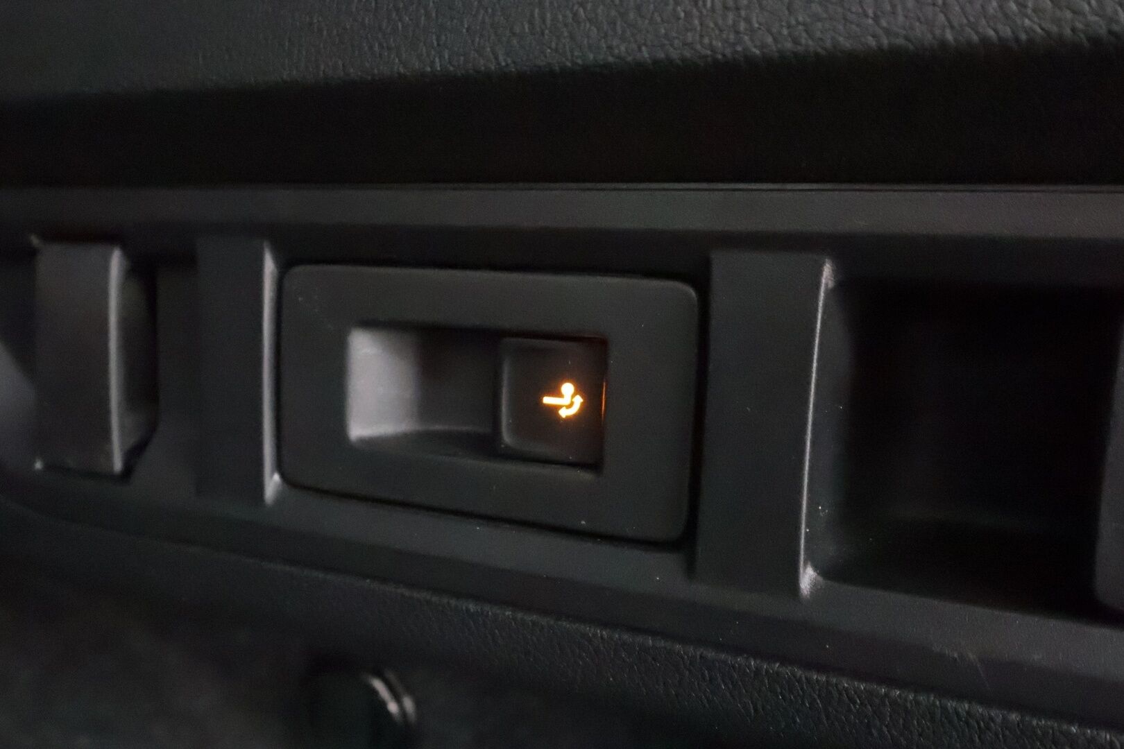 Skoda Octavia 2024 Combi 1.5 TSI Style eTEC DSG Autom. - | Webasto | Koukku | ACC | P.Kamera | Matrix-LED | Kaistavahti | Navi | Keyless | Digimittaristo | 1-om Suomi-auto | Kahdet renkaat | 