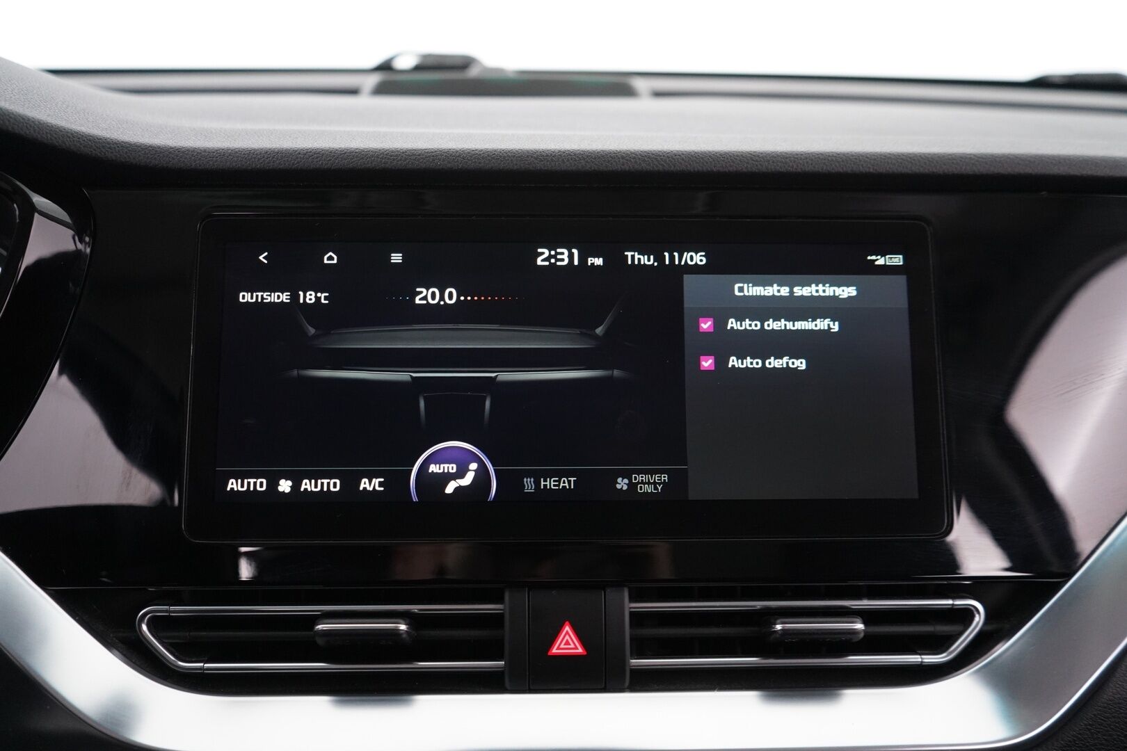 Kia Niro Electric 2021 Business Luxury 64 kWh 204 hv - ACC | Ilmastoidut nahat | Kamera | Navi | Kahdet renkaat aluvantein | SOH 94,5% | Android & Apple 