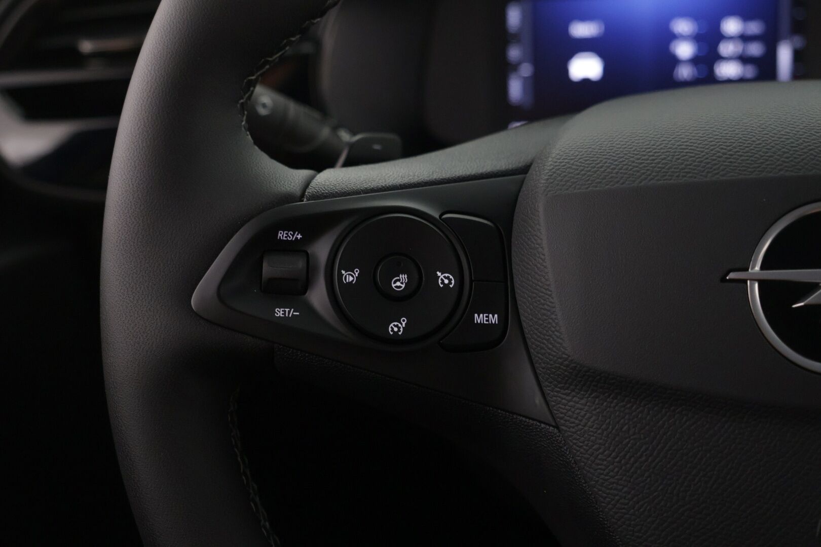Opel Corsa 2024 Hybrid 100 A 125 v. Edition - Vakkari | Apple Carplay | Lohko ja sisätilanlämmitin | P-Kamera