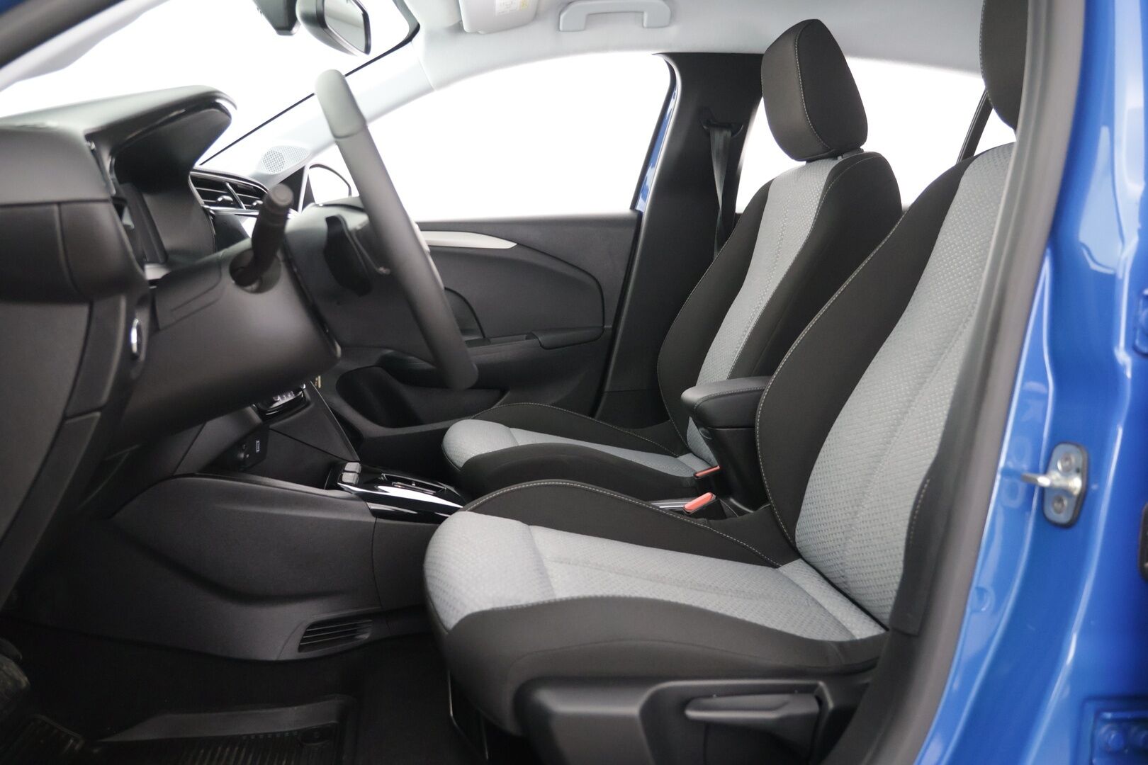 Opel Corsa 2024 Hybrid 100 A 125 v. Edition - Vakkari | Apple Carplay | Lohko ja sisätilanlämmitin | P-Kamera