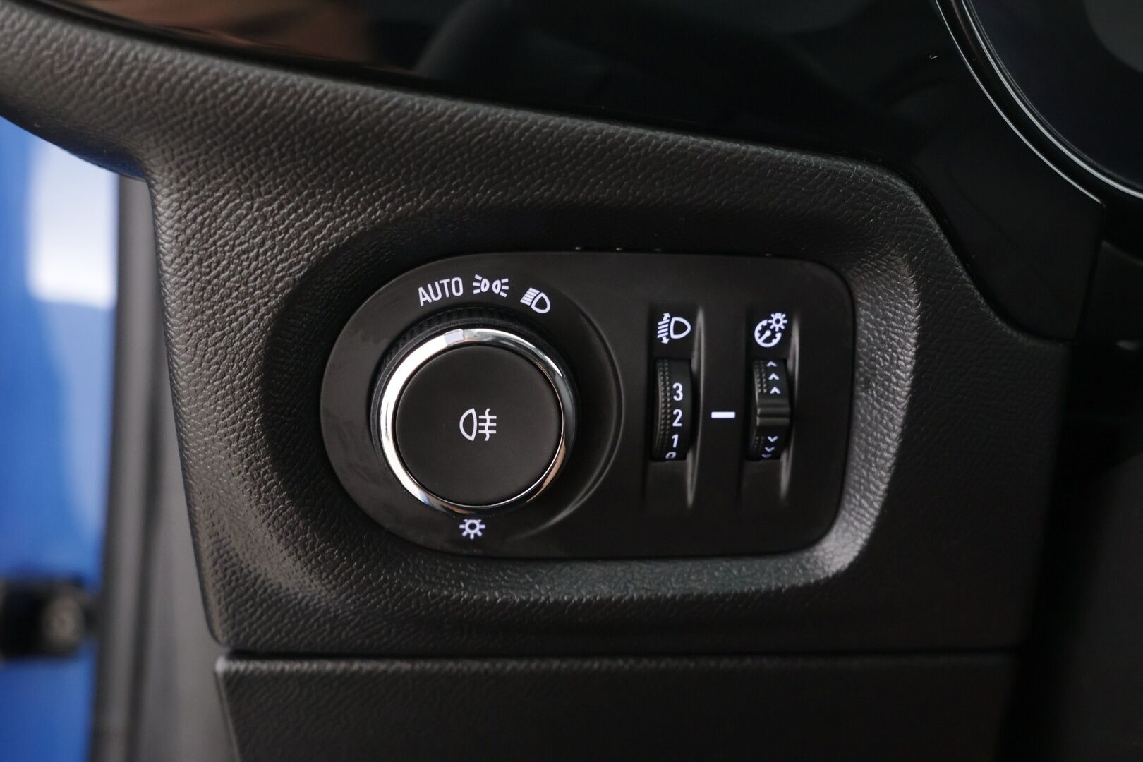 Opel Corsa 2024 Hybrid 100 A 125 v. Edition - Vakkari | Apple Carplay | Lohko ja sisätilanlämmitin | P-Kamera