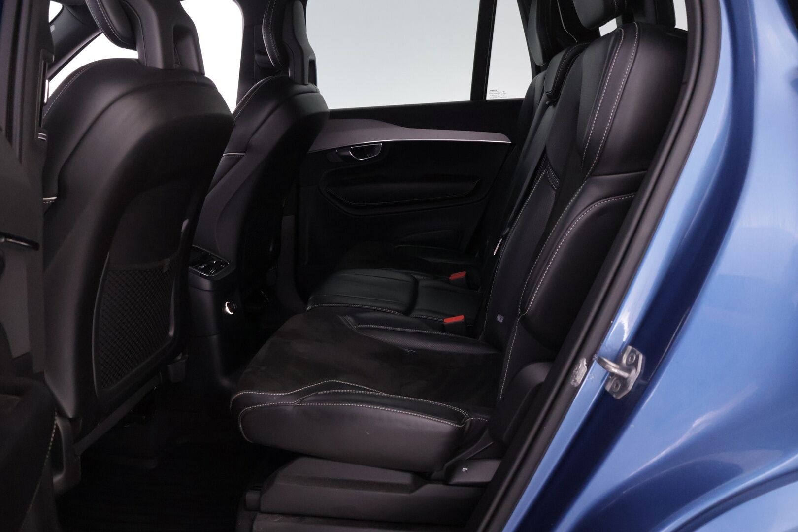 Volvo XC90 2018 T8 Twin Engine AWD R-Design *Webasto / Koukku alletaittuva / HUD / Adapt.LED / S.Luukku* - *Asiallinen huoltohistoria / Jakopää tehty hiljattain!!* - HULLUT AVAJAISHULINAT KORKOTARJOUS 3,29 %