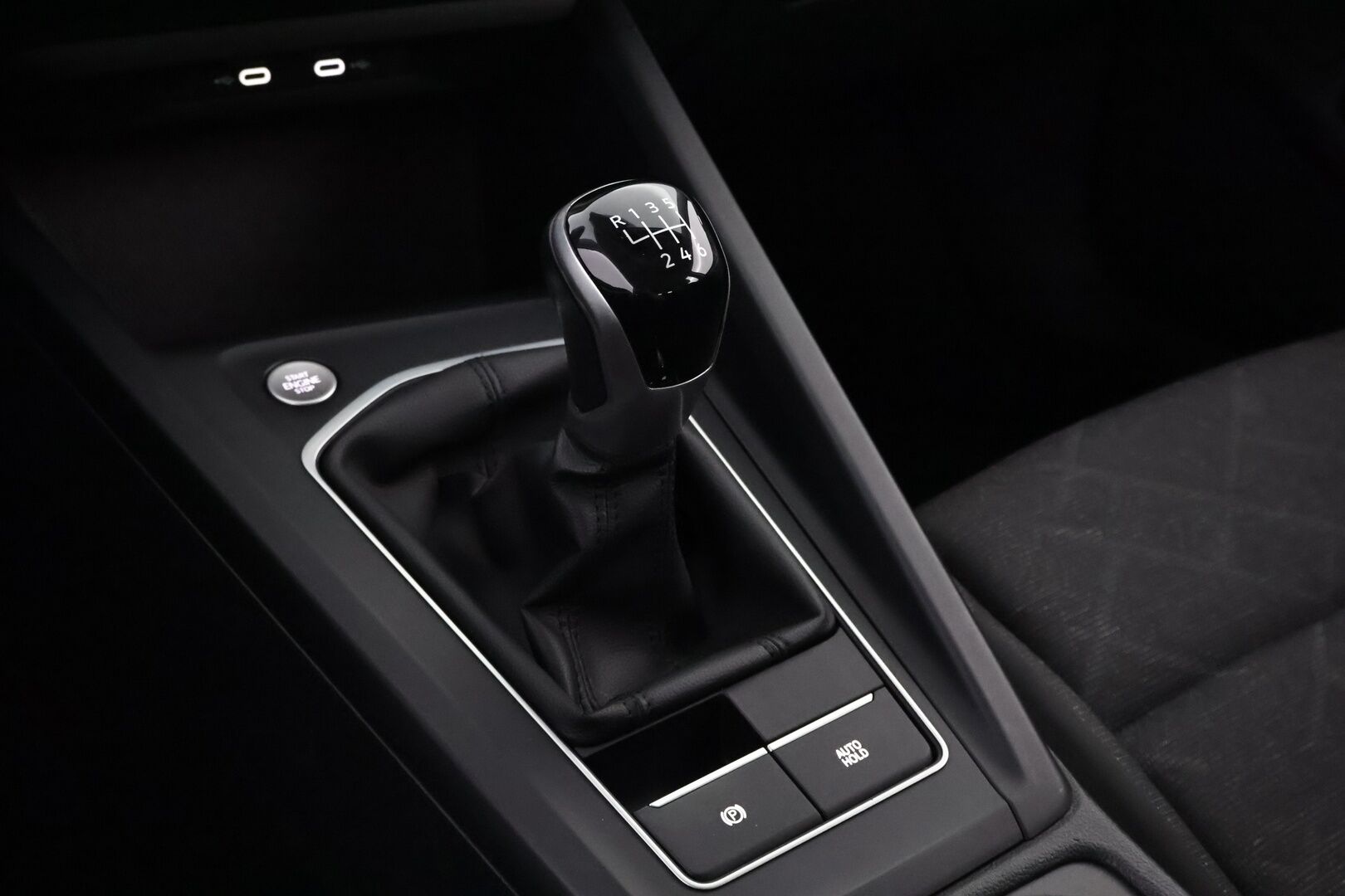 Volkswagen Golf 2022 Variant Style 1,5 eTSI 96 kW (MHEV) - Adapt.Vakkari | Vetokoukku | Digimittari | LED | Ratinlämmitys | Apple&Android | 2x Renkaat Aluvantein!