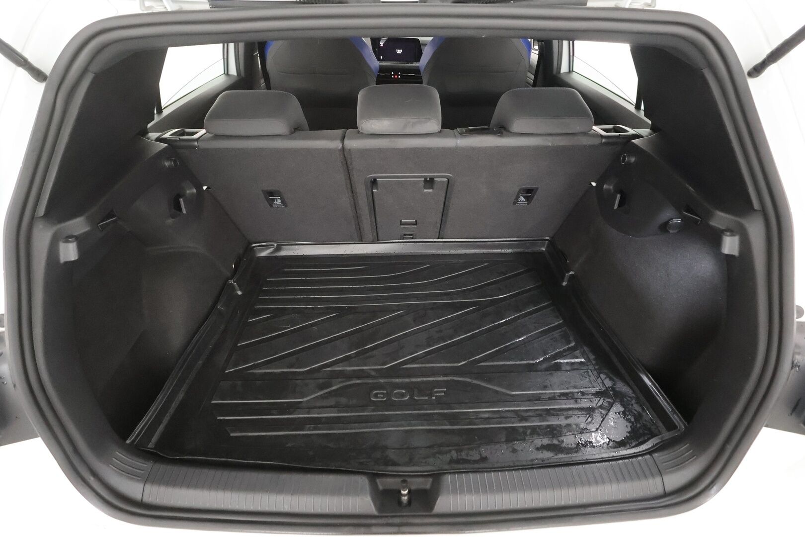 Volkswagen Golf 2021 GTE 180 kW (PHEV) DSG-automaatti - | ACC | LED | P.Tutkat | Ratinlämmitys | Digimittaristo | Apple&Android | Kahdet Renkaat |