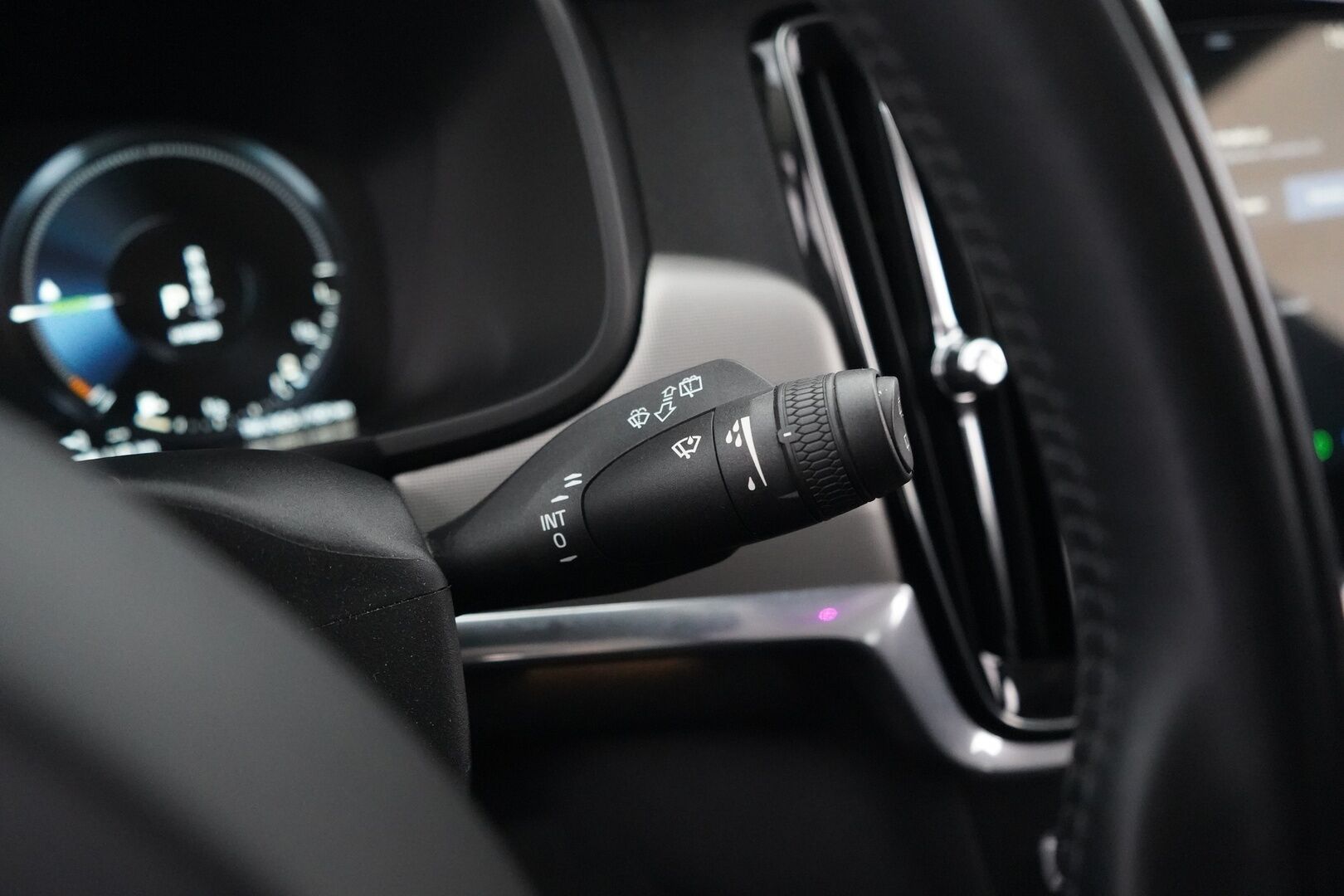 Volvo V90 2021 T6 TwE AWD Inscription Expression aut - ACC | Kamera | Koukku | Webasto | Kahdet renkaat Volvon alumiinivantein | Merkkihuollettu