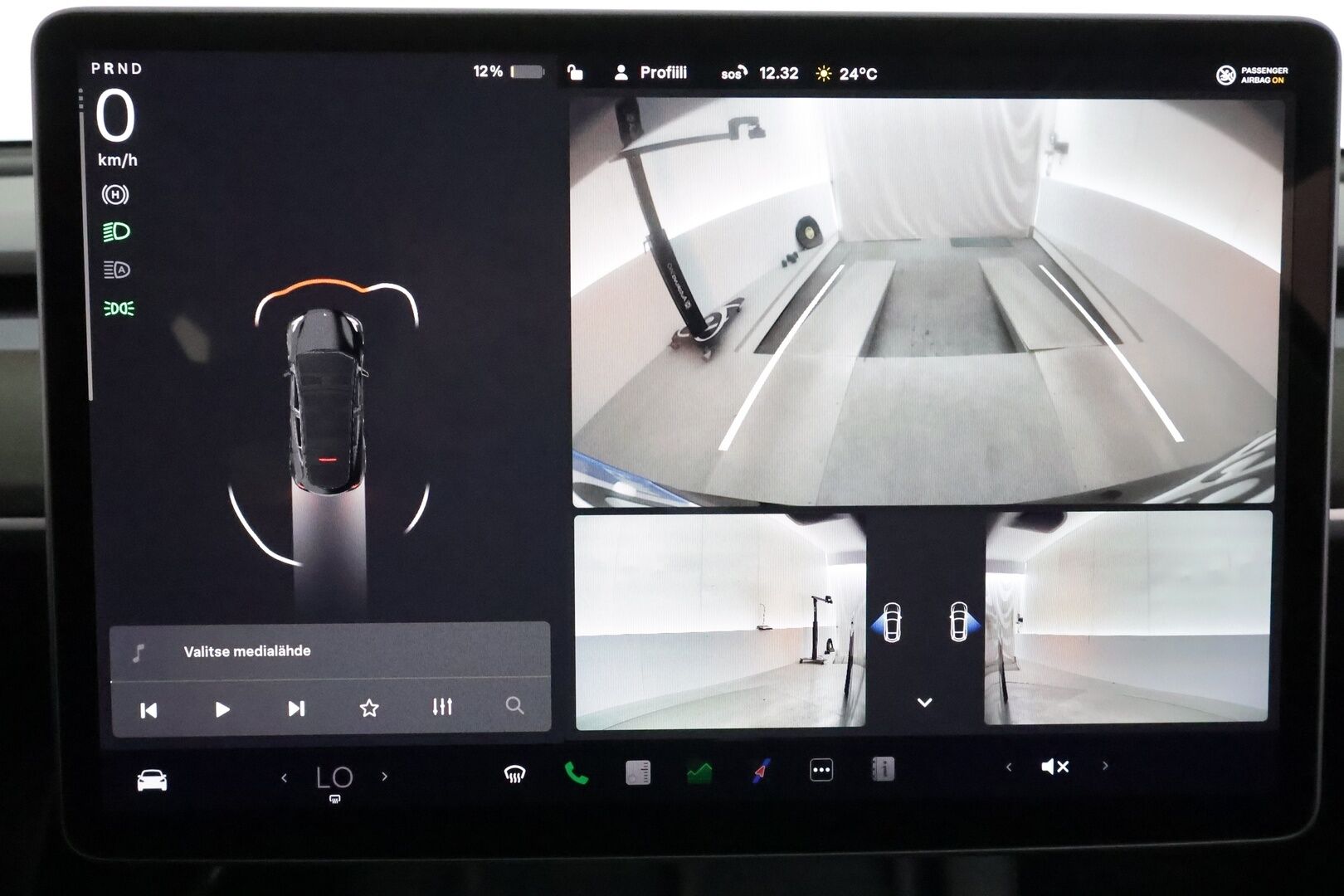 Tesla Model Y 2022 Performance - 3,99 % KORKOTARJOUS TÄHÄN AUTOON - Koukku / Lämpöpumppu / Matrix LED / Lasikatto / Premium Audio / Nahkasisusta / 2x Renkaat / Juuri tullut Tampereelle!
