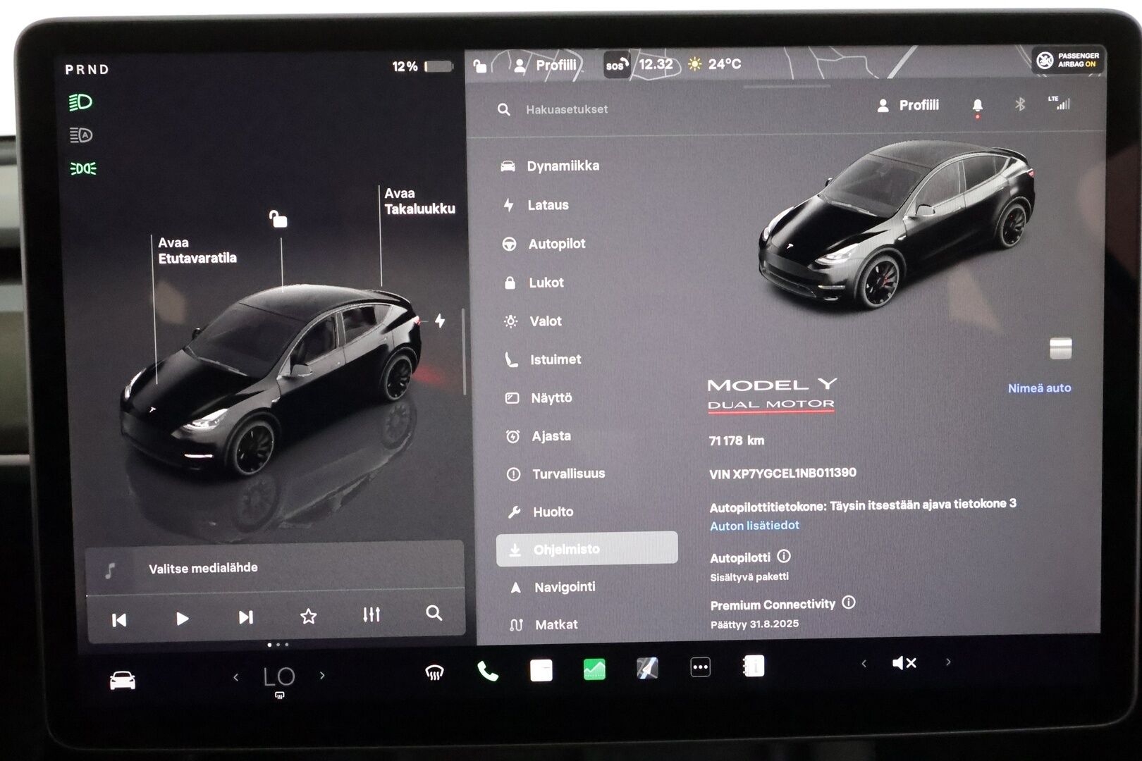 Tesla Model Y 2022 Performance - 3,99 % KORKOTARJOUS TÄHÄN AUTOON - Koukku / Lämpöpumppu / Matrix LED / Lasikatto / Premium Audio / Nahkasisusta / 2x Renkaat / Juuri tullut Tampereelle!