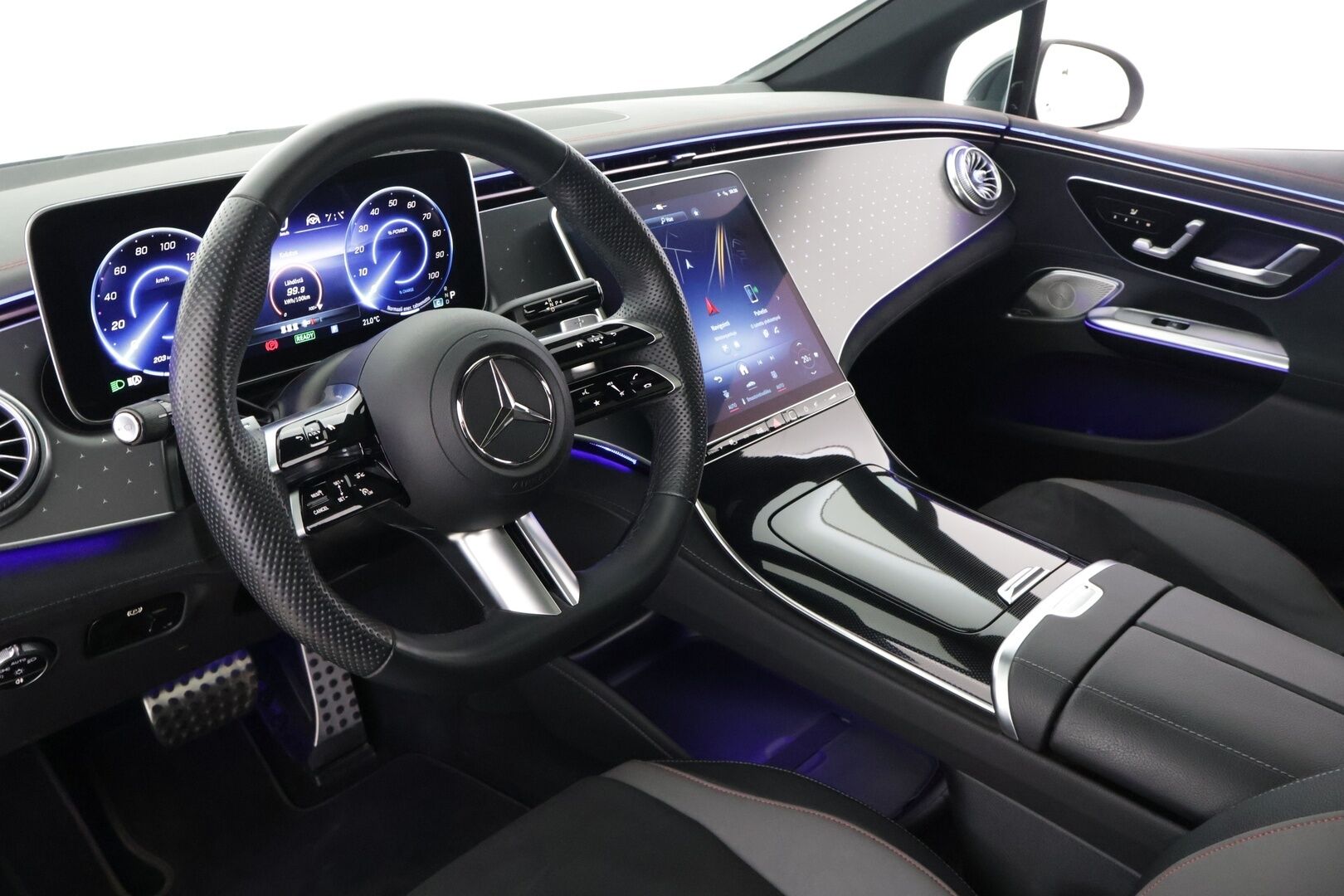 Mercedes-Benz EQE 2022 350 4MATIC AMG-Line - 2,99 % KORKOTARJOUS TÄHÄN AUTOON - Distronic Plus / Burmester / Panorama / 360° Kamera / Sporttipenkit Muistilla / Digital Light / KeylessGo / Ohjausavustin / 2x renkaat aluvanteilla