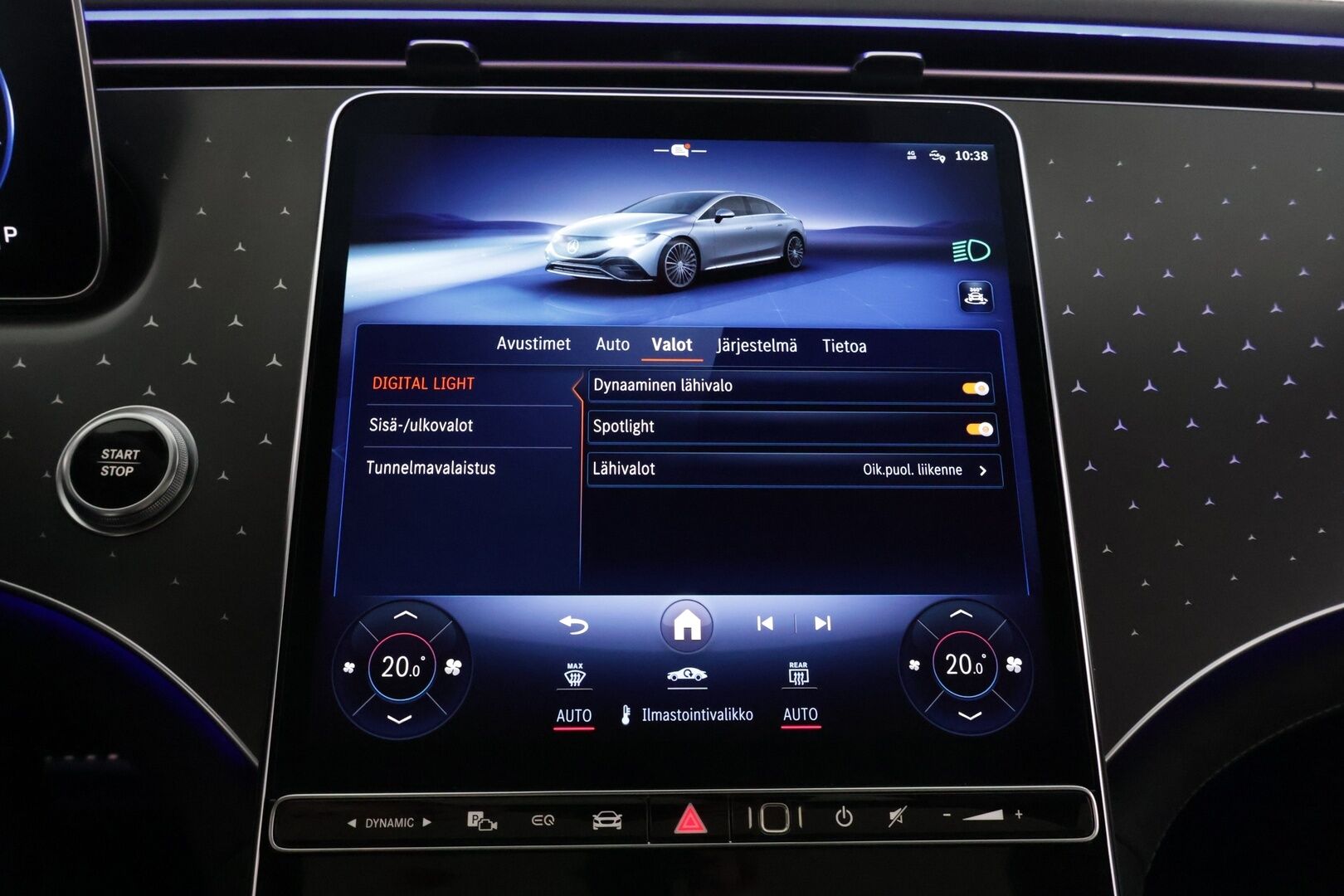 Mercedes-Benz EQE 2022 350 4MATIC AMG-Line - 2,99 % KORKOTARJOUS TÄHÄN AUTOON - Distronic Plus / Burmester / Panorama / 360° Kamera / Sporttipenkit Muistilla / Digital Light / KeylessGo / Ohjausavustin / 2x renkaat aluvanteilla