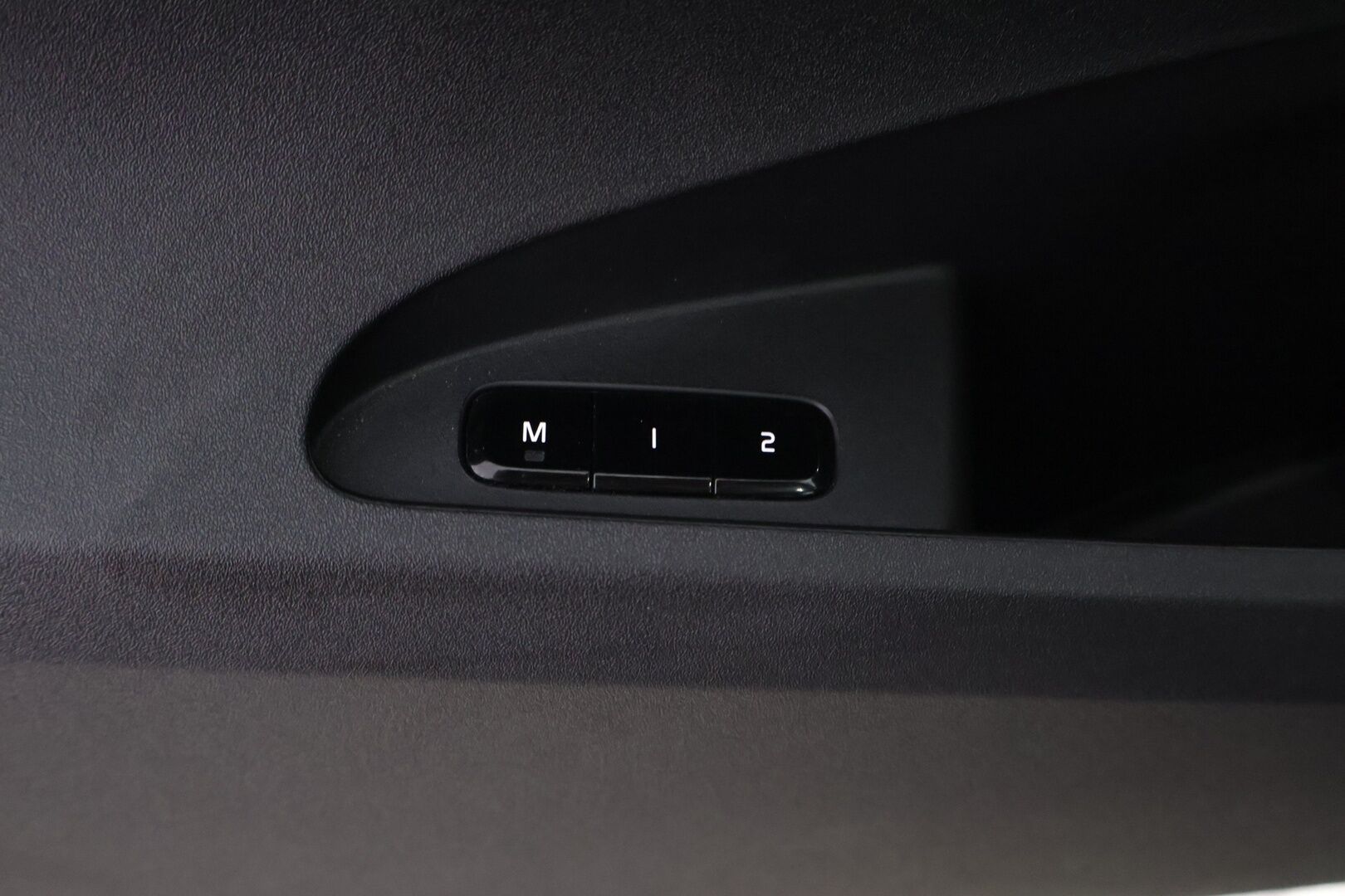 Polestar 2 2021 Launch Edition, 300kW, 78kWh - | H&K | 360-kamera | ACC | Koukku | LED-valot | Neliveto | Keyless | Lasikatto | Sähkökontti | Muistipenkki