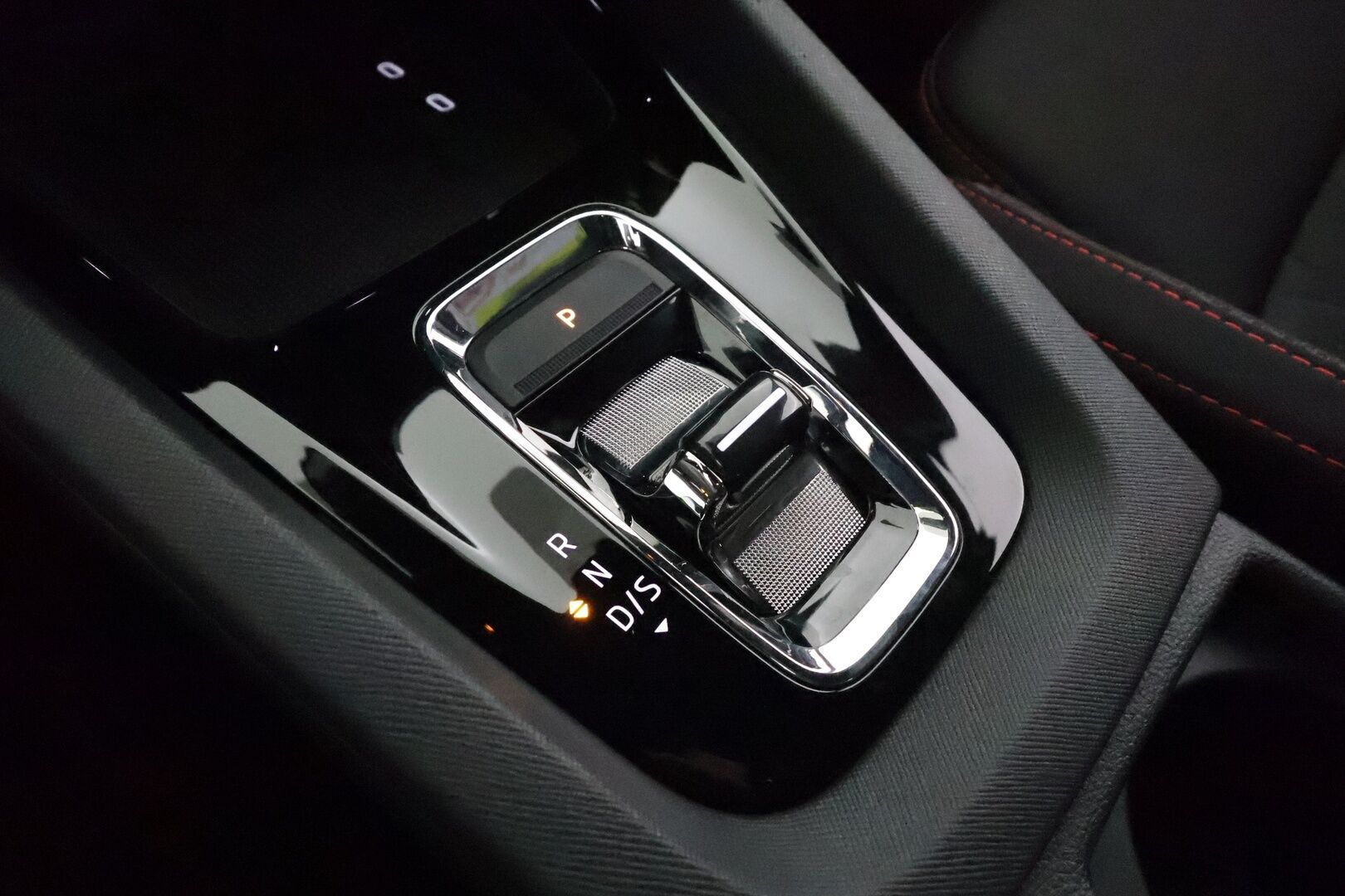 Skoda Octavia 2024 1.4 TSI PHEV RS iV DSG *Koukku / ACC / Matrix-LED / P.Kamera / Navi / Kaistavahti / Digimittaristo / Keyless* - Akku kuntotarkastettu / 2x Latauskaapelit / Kahdet Renkaat / Merkkihuollettu!