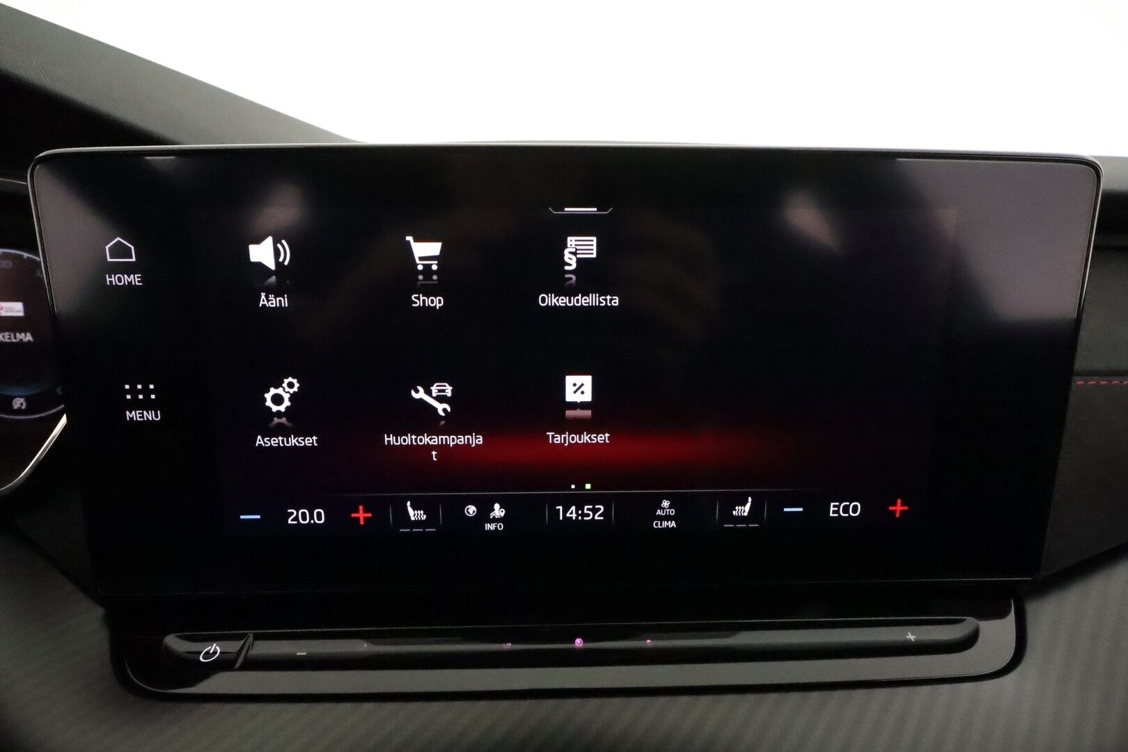 Skoda Octavia 2024 1.4 TSI PHEV RS iV DSG *Koukku / ACC / Matrix-LED / P.Kamera / Navi / Kaistavahti / Digimittaristo / Keyless* - Akku kuntotarkastettu / 2x Latauskaapelit / Kahdet Renkaat / Merkkihuollettu! - HULLU BLACKWEEK KORKOTARJOUS 2,49%