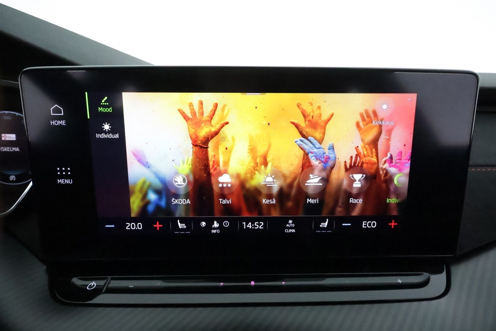 Skoda Octavia 2024 1.4 TSI PHEV RS iV DSG *Koukku / ACC / Matrix-LED / P.Kamera / Navi / Kaistavahti / Digimittaristo / Keyless* - Akku kuntotarkastettu / 2x Latauskaapelit / Kahdet Renkaat / Merkkihuollettu! - HULLU BLACKWEEK KORKOTARJOUS 2,49%