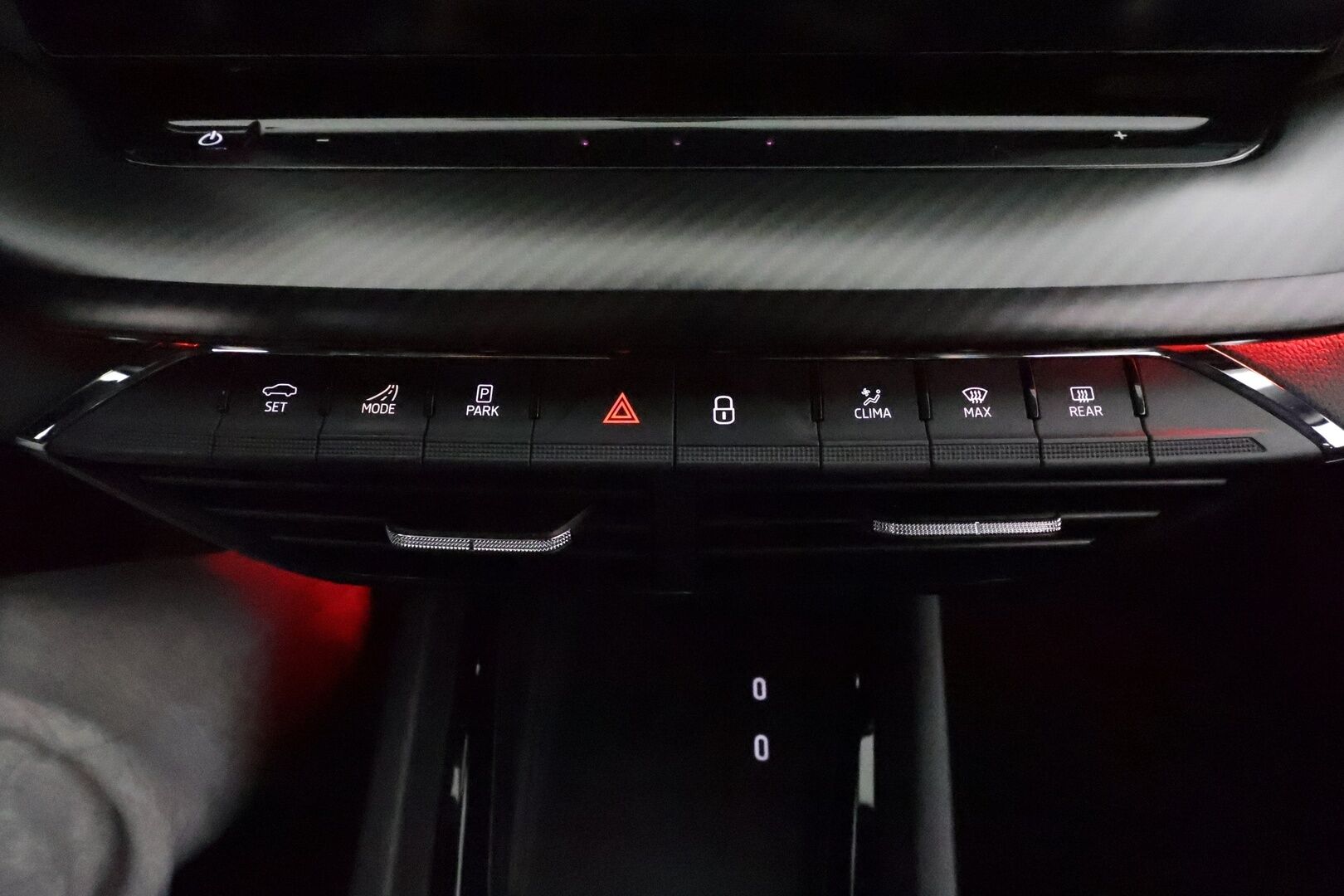 Skoda Octavia 2024 1.4 TSI PHEV RS iV DSG *Koukku / ACC / Matrix-LED / P.Kamera / Navi / Kaistavahti / Digimittaristo / Keyless* - Akku kuntotarkastettu / 2x Latauskaapelit / Kahdet Renkaat / Merkkihuollettu! - HULLU BLACKWEEK KORKOTARJOUS 2,49%