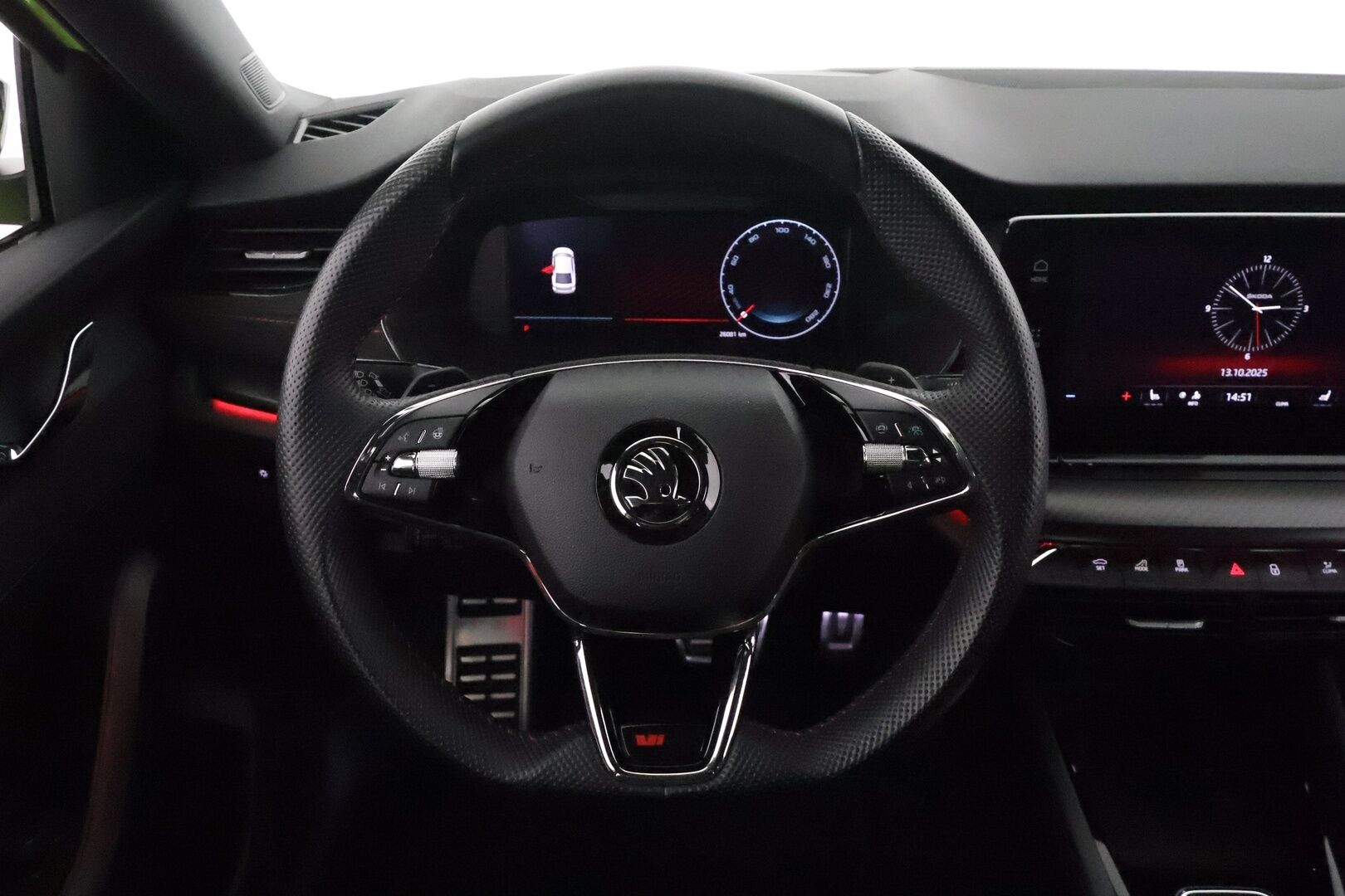Skoda Octavia 2024 1.4 TSI PHEV RS iV DSG *Koukku / ACC / Matrix-LED / P.Kamera / Navi / Kaistavahti / Digimittaristo / Keyless* - Akku kuntotarkastettu / 2x Latauskaapelit / Kahdet Renkaat / Merkkihuollettu!