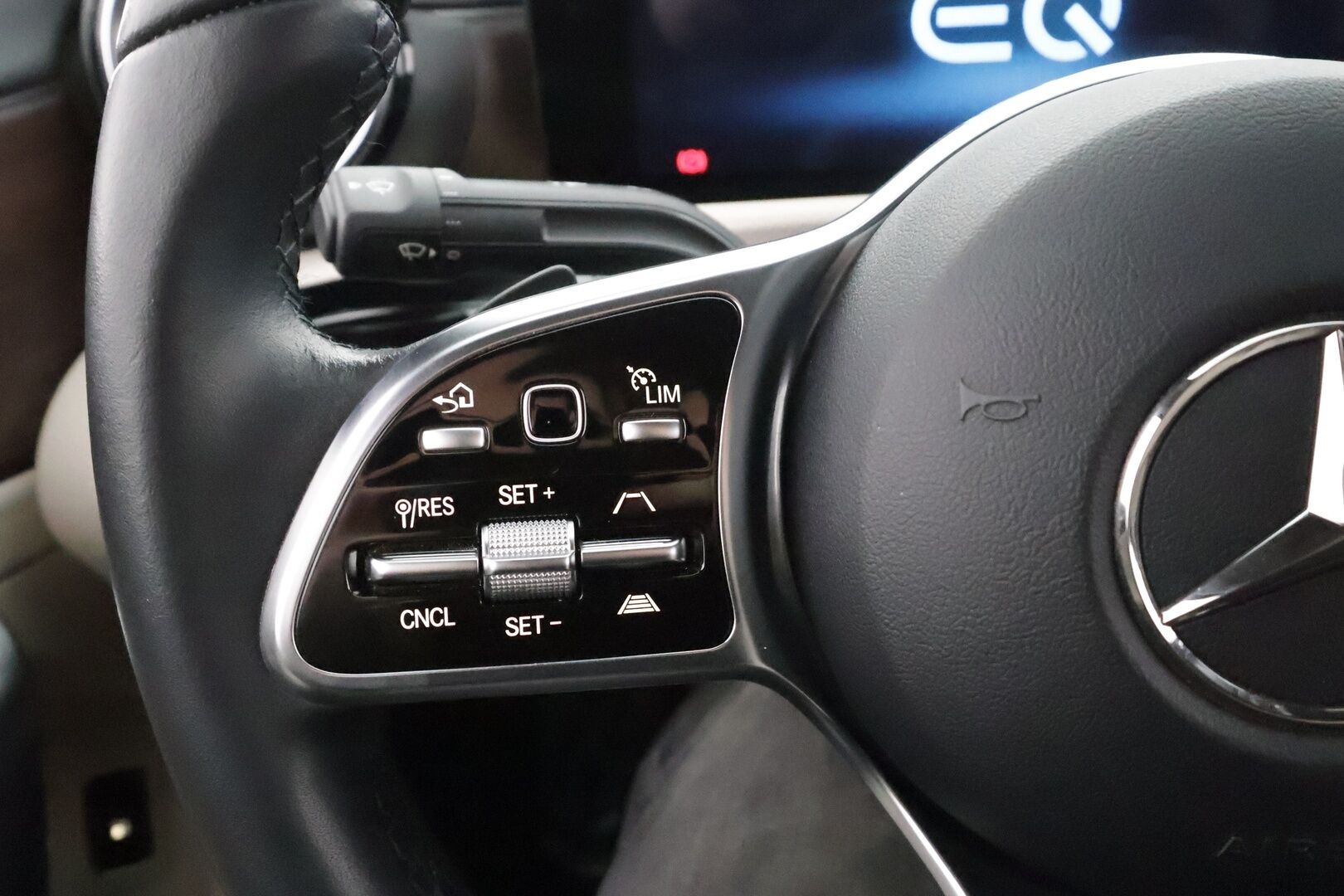 Mercedes-Benz A 2021 250 e A sedan Business Style Edition EQ Power * Distronic Pro / Koukku / Multibeam / Midline / Nahat / Keyless / Widescreen * - Suomi-auto / Kahdet renkaat aluvanteilla - HULLUT AVAJAISHULINAT KORKOTARJOUS 3,29 %