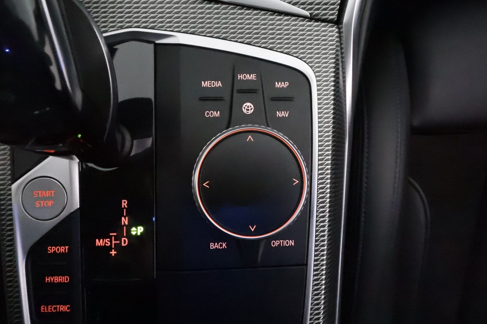 BMW 330 2021 G21 Touring 330e xDrive A Charged Edition M Sport *ACC / Comfort Access / Hifi / Muistipenkki / Koukku / Navi / LED* - Akku kuntotarkastettu / P.kamera / Sähköpenkit - HULLU BLACKWEEK KORKOTARJOUS 2,49%