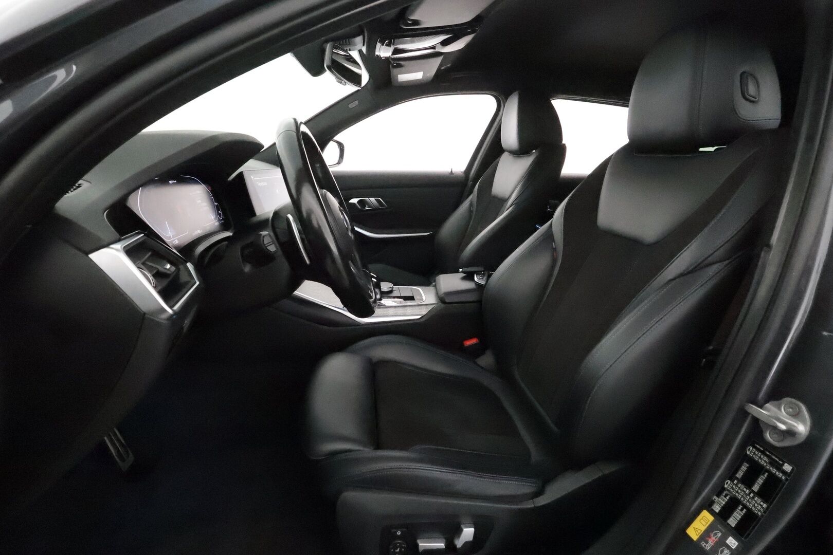 BMW 330 2021 G21 Touring 330e xDrive A Charged Edition M Sport *ACC / Comfort Access / Hifi / Muistipenkki / Koukku / Navi / LED* - Akku kuntotarkastettu / P.kamera / Sähköpenkit - HULLU BLACKWEEK KORKOTARJOUS 2,49%