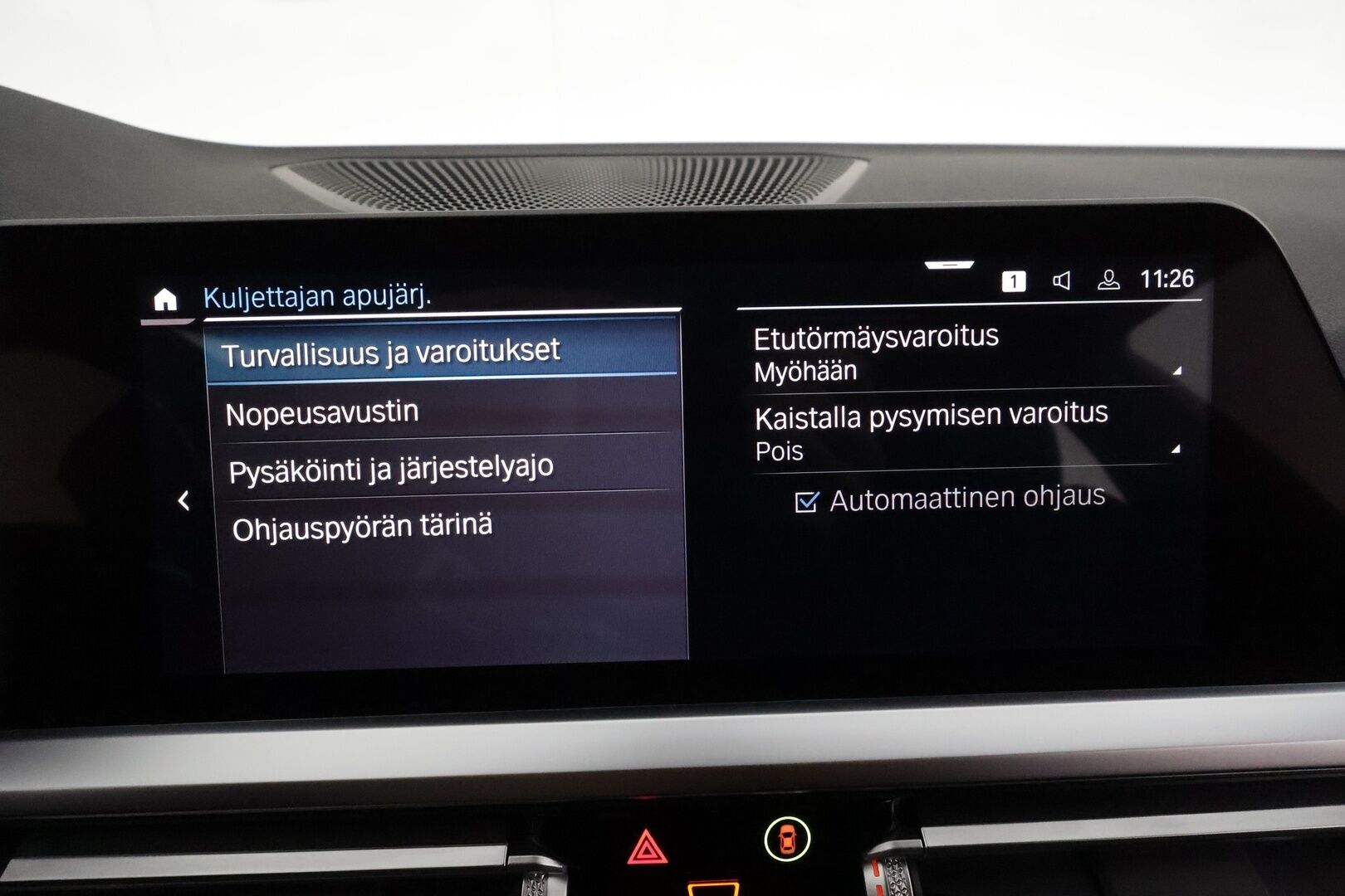 BMW 330 2021 G21 Touring 330e xDrive A Charged Edition M Sport *ACC / Comfort Access / Hifi / Muistipenkki / Koukku / Navi / LED* - P.kamera / Sähköpenkit