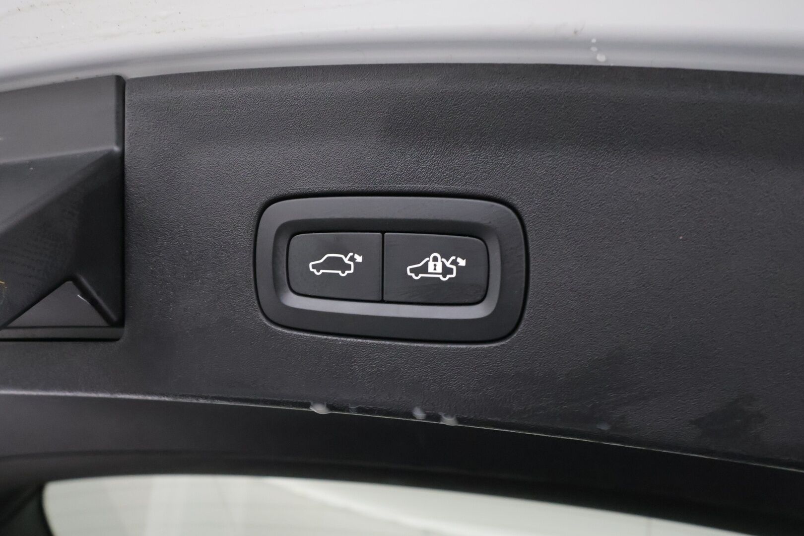Polestar 2 2022 Long Range Dual Motor, 300kW, 78kWh - | Pilot&Plus | ACC | ILP | Pixel-LED | Harman/Kardon | 360° | Lasikatto | Muistipenkki | Sporttipenkit | BLIS | Pilot Assist | Merkkihuollot | 