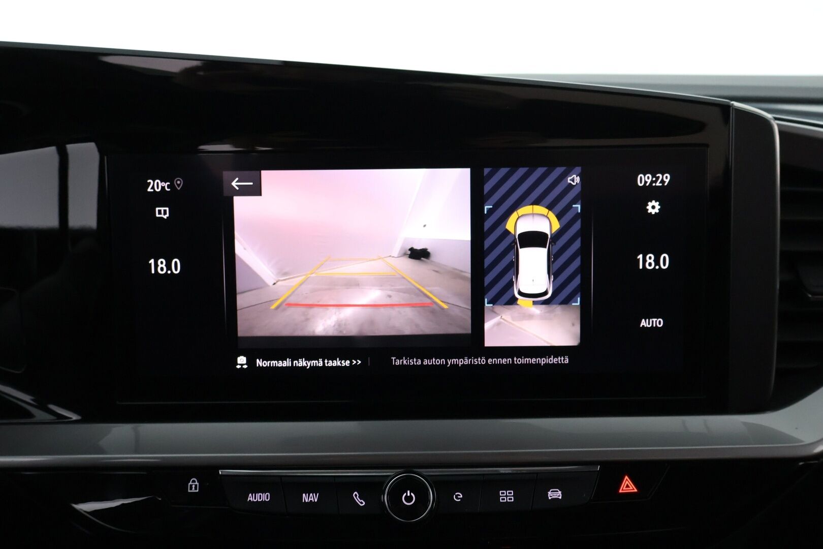 Opel Mokka-e 2022 Ultimate 136 automaatti - Adapt.Vakkari / Peruutuskamera / Nahka-Alcantara / Intelli-Lux LED / Ratinlämmitys / Navi / BLIS / Juuri tullut Tampereelle!