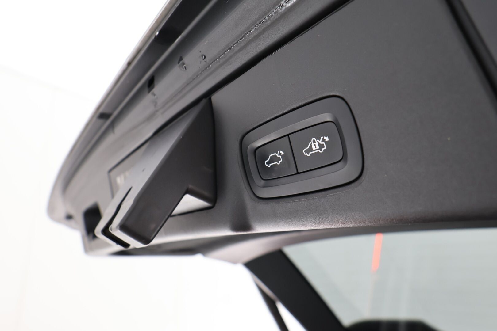 Volvo V90 2021 T6 AWD Inscription Expression Aut *Sporttinahat muistilla / VOC /  H&K / Webasto / Adapt. vakkari / Koukku / P.kamera* - *juuri saapunut! / 2x renkaat&vanteet*