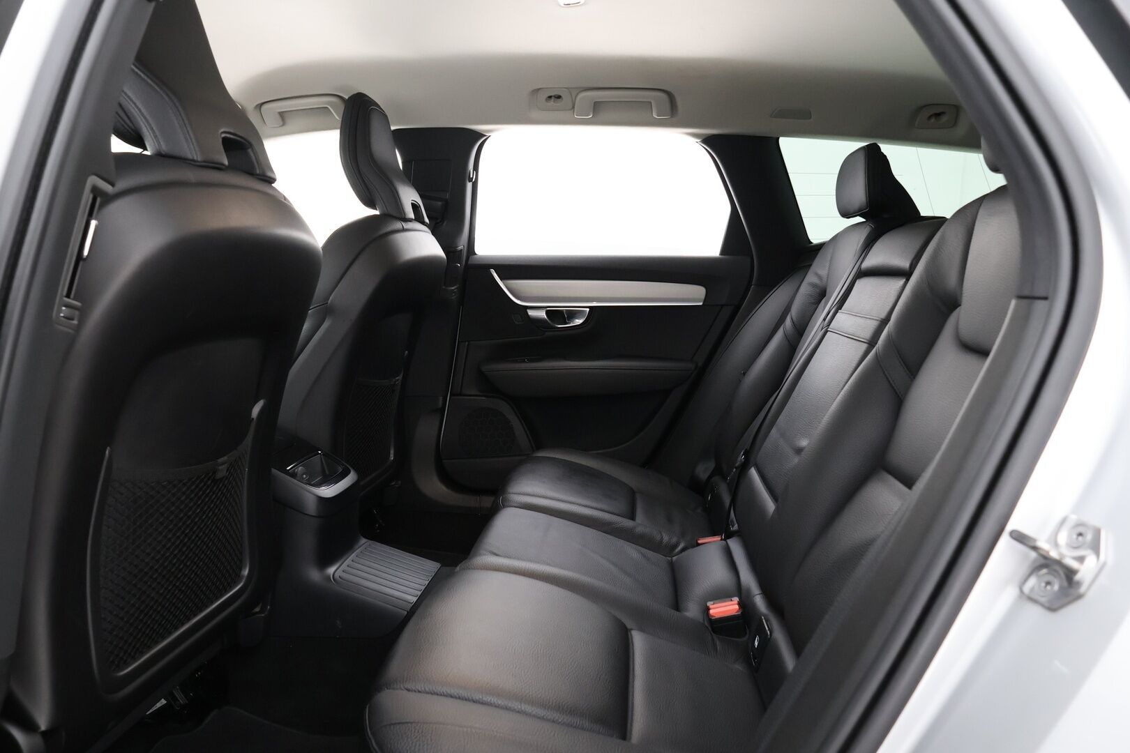 Volvo V90 2021 T6 AWD Inscription Expression Recharge Aut *Nahkapenkit /  H&K / Webasto / Adapt. vakkari / Koukku / Muistipenkki / - *juuri saapunut! / 2x renkaat&vanteet*