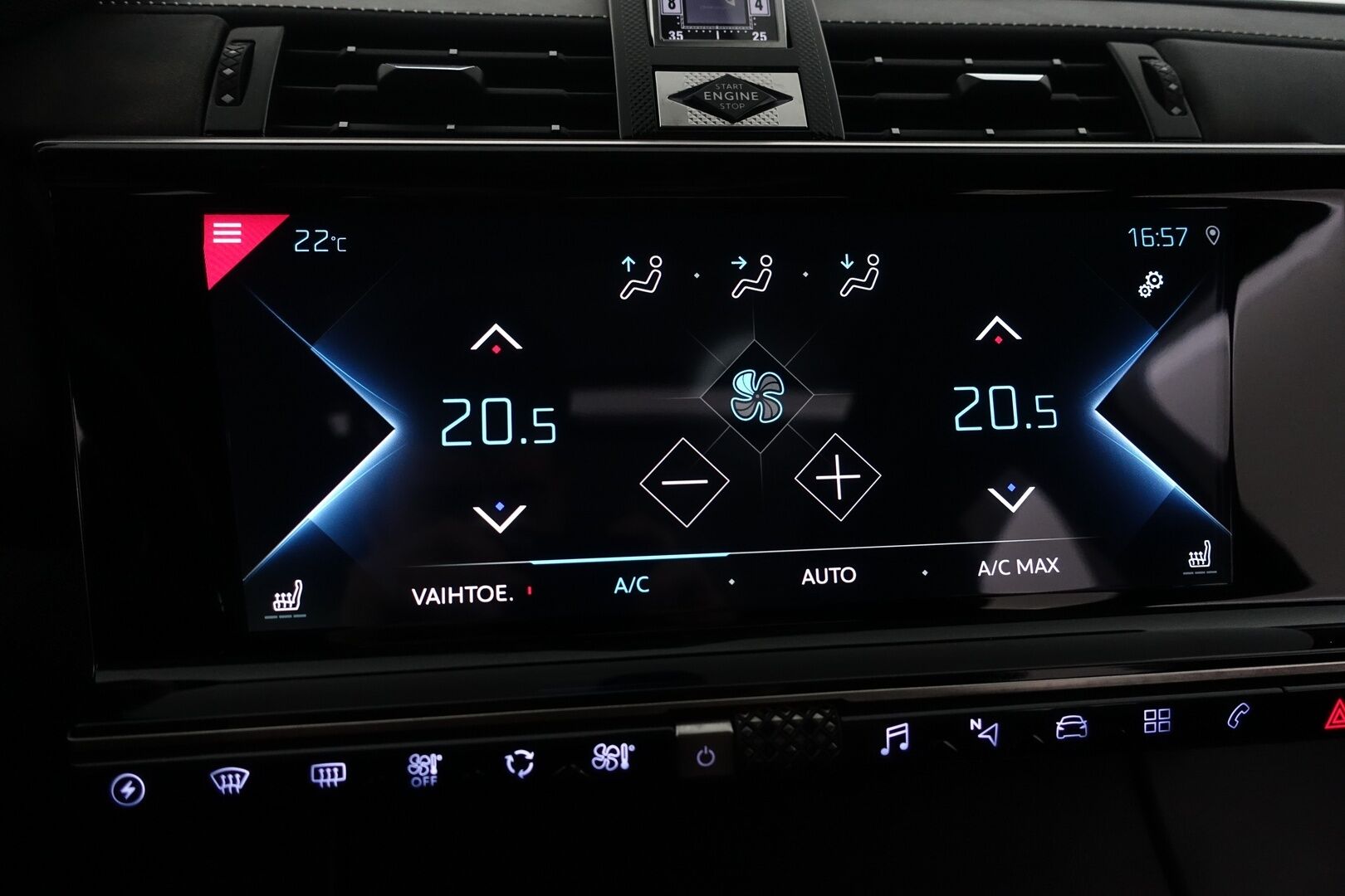 DS 7 Crossback 2020 E-Tense 300 4x4 Plug-in hybrid Opera - | ACC | Night Vision | Panorama | Focal Electra | Ilmastoidut & hierovat nahat | 360 Kamera | Digimittaristo | Keyless | Esilämmitys | Ajolinja-avustin | DS LED Vision | - KORKO VAIN 3,99 %
