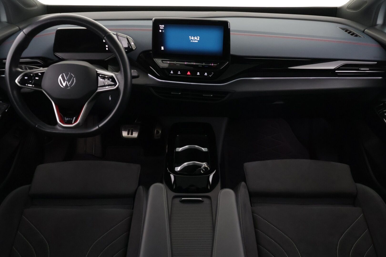 Volkswagen ID.4 2022 GTX AWD Business Top-Sport 220kW / ACC / ILP / 360°-kamera / Muistipenkit / Lasikatto / Koukku - iQ.Light / Sähkötoiminen takaluukku / DCC-alusta / Top-Sport / Navi / Katvevaroitin / Hierontaistuin kuljettajalla
