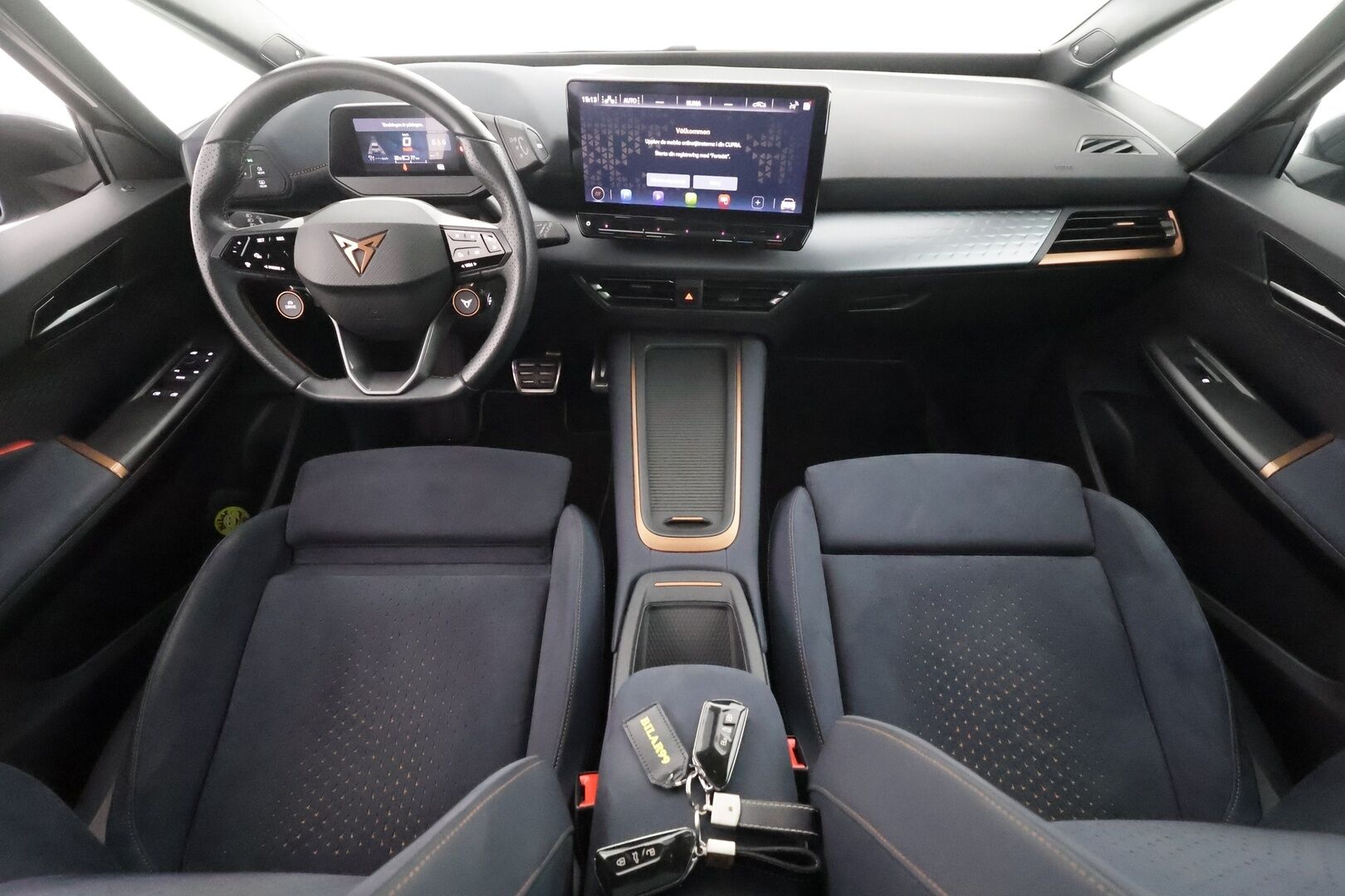 CUPRA Born 2022 e-Boost 170 kW 58 kWh - | ACC | ILP | HUD | DCC | Beats | Sporttipenkit sähköllä ja hieronnalla | Lasikatto | P.kamera | Keyless | Apple & Android | 2x renkaat aluin | 