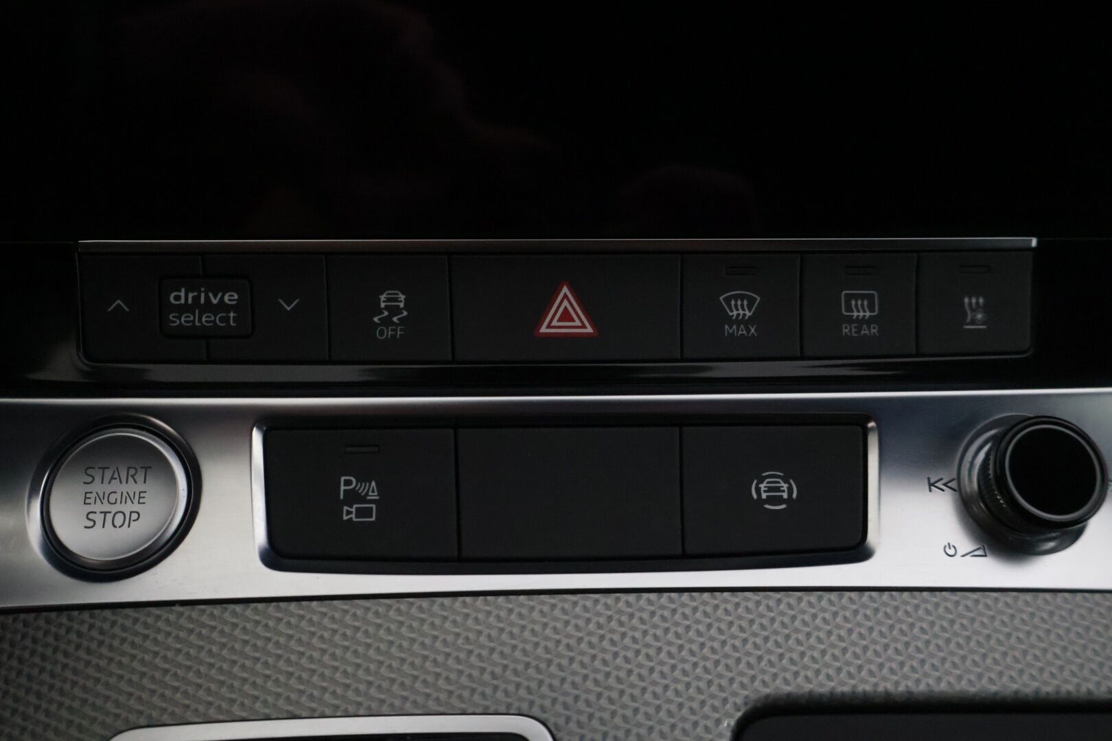 Audi A6 allroad 2020 Business 45 TDI MHEV quattro tiptronic-autom. - | Kovilla Kamoilla! | Adapt. Cruise | Bang & Olufsen  | Ilma-alusta| Webasto | Koukku | P.Kamera | Digimittaristo | Apple&Android | Navi | Ambient |