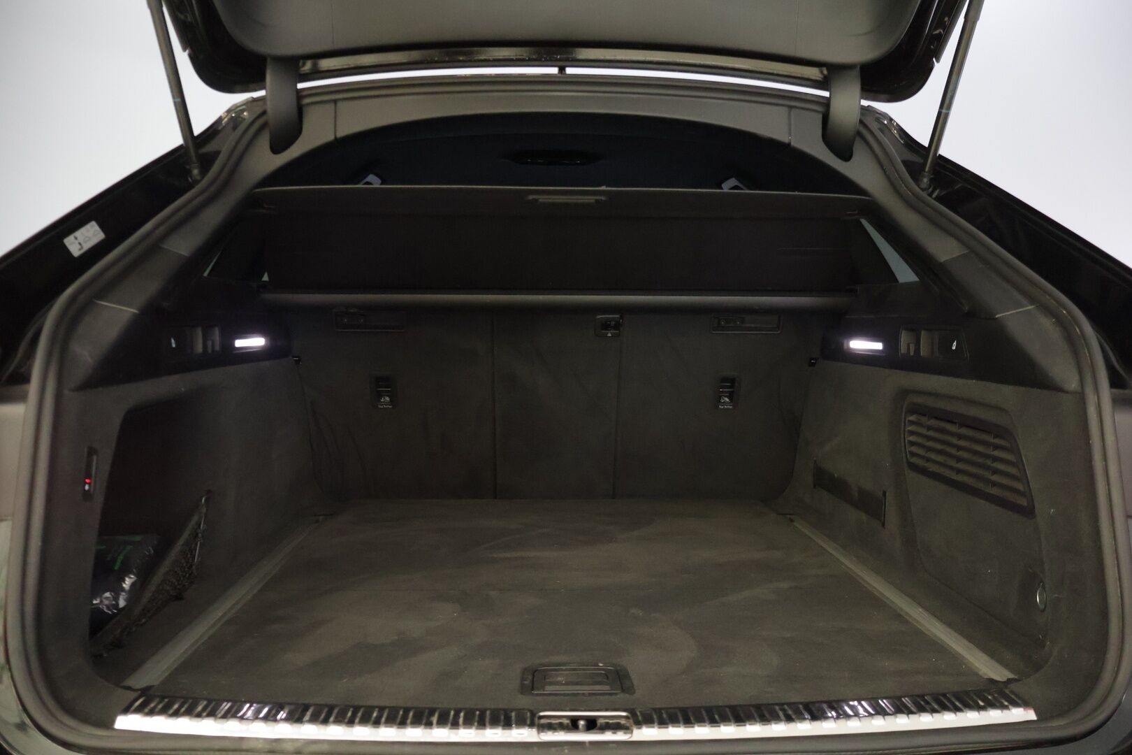 Audi A6 allroad 2020 Business 45 TDI MHEV quattro tiptronic-autom. - | Kovilla Kamoilla! | Adapt. Cruise | Bang & Olufsen  | Ilma-alusta| Webasto | Koukku | P.Kamera | Digimittaristo | Apple&Android | Navi | Ambient |