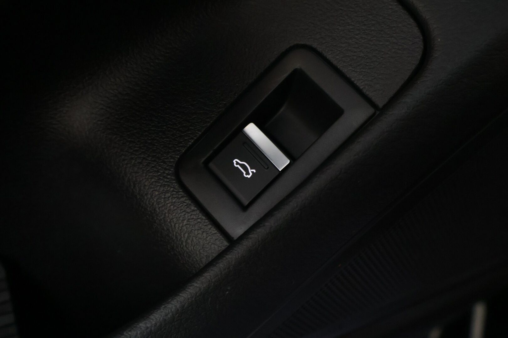 Audi A6 allroad 2020 Business 45 TDI MHEV quattro tiptronic-autom. - | Kovilla Kamoilla! | Adapt. Cruise | Bang & Olufsen  | Ilma-alusta| Webasto | Koukku | P.Kamera | Digimittaristo | Apple&Android | Navi | Ambient |