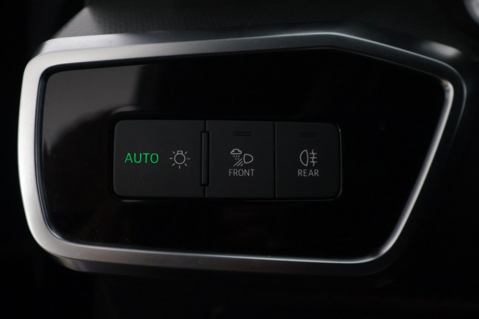 Audi A6 allroad 2020 Business 45 TDI MHEV quattro tiptronic-autom. - | Kovilla Kamoilla! | Adapt. Cruise | Bang & Olufsen  | Ilma-alusta| Webasto | Koukku | P.Kamera | Digimittaristo | Apple&Android | Navi | Ambient |