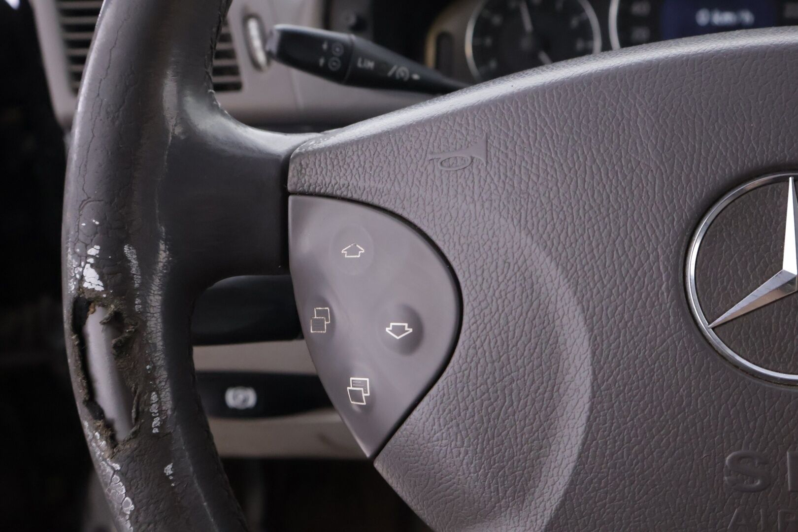 Mercedes-Benz E 2005 280 CDI MYYDÄÄN HUUTOKAUPAT.COM! - MYYDÄÄN HUUTOKAUPAT.COM!