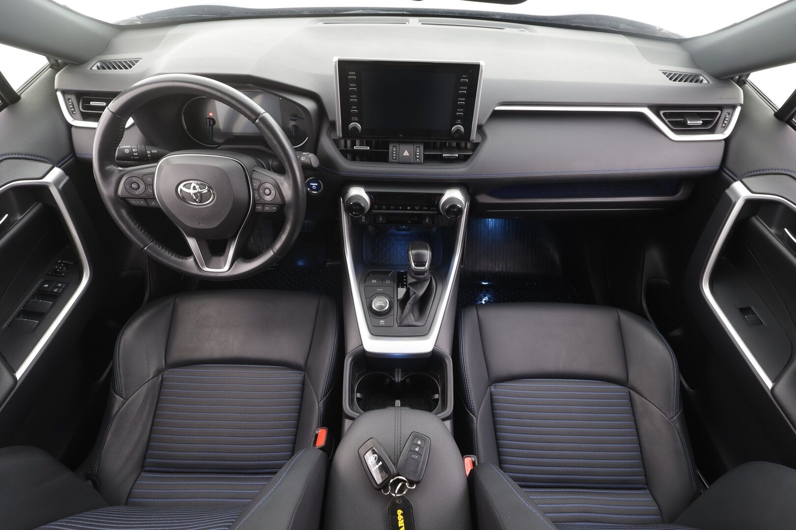 Toyota RAV4 2022 2,5 Hybrid AWD-i Style - | ACC | Puolinahat | Sähköpenkki | P.kamera | LTA | RSA | Apple & Android | Lämm. ratti | Keyless | LED | Sähk. takaluukku | 2x renkaat aluin | 