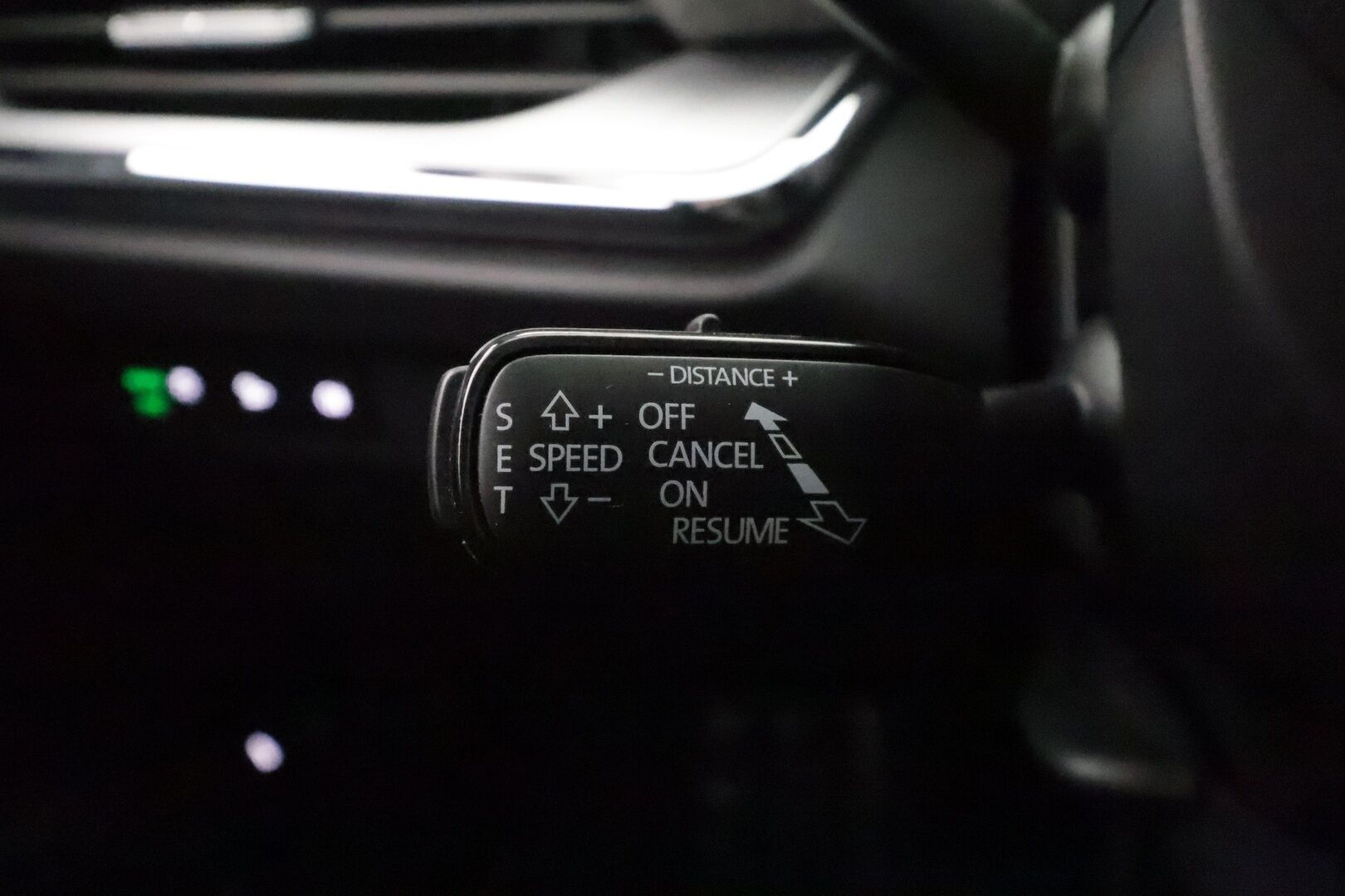 Skoda Enyaq 2022 80x 4x4 iV * ACC / ILP / Koukku / Matrix-LED / P.kamera / Keyless / Apple&Android *
