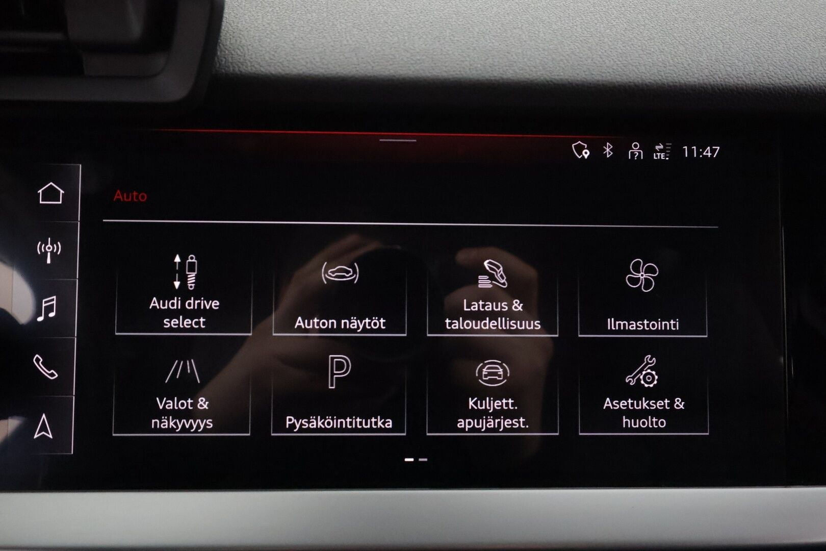 Audi A3 2021 Sportback Business 45 TFSI e 180kW S tronic * ACC / Matrix / Sportnahat / P.Tutka / Kaistavahti * - 2x Latauskaapelit / Kahdet renkaat aluvanteilla / Merkkihuollot - HULLUT AVAJAISHULINAT KORKOTARJOUS 3,29 %