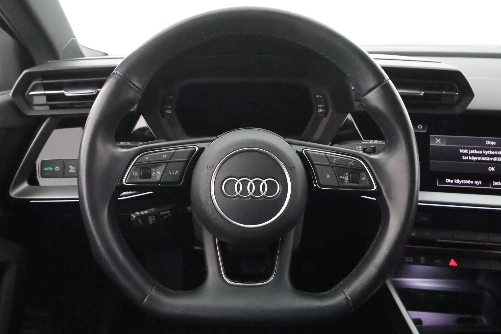 Audi A3 2021 Sportback Business 45 TFSI e 180kW S tronic * ACC / Matrix / Sportnahat / P.Tutka / Kaistavahti * - 2x Latauskaapelit / Kahdet renkaat aluvanteilla / Merkkihuollot - HULLUT AVAJAISHULINAT KORKOTARJOUS 3,29 %