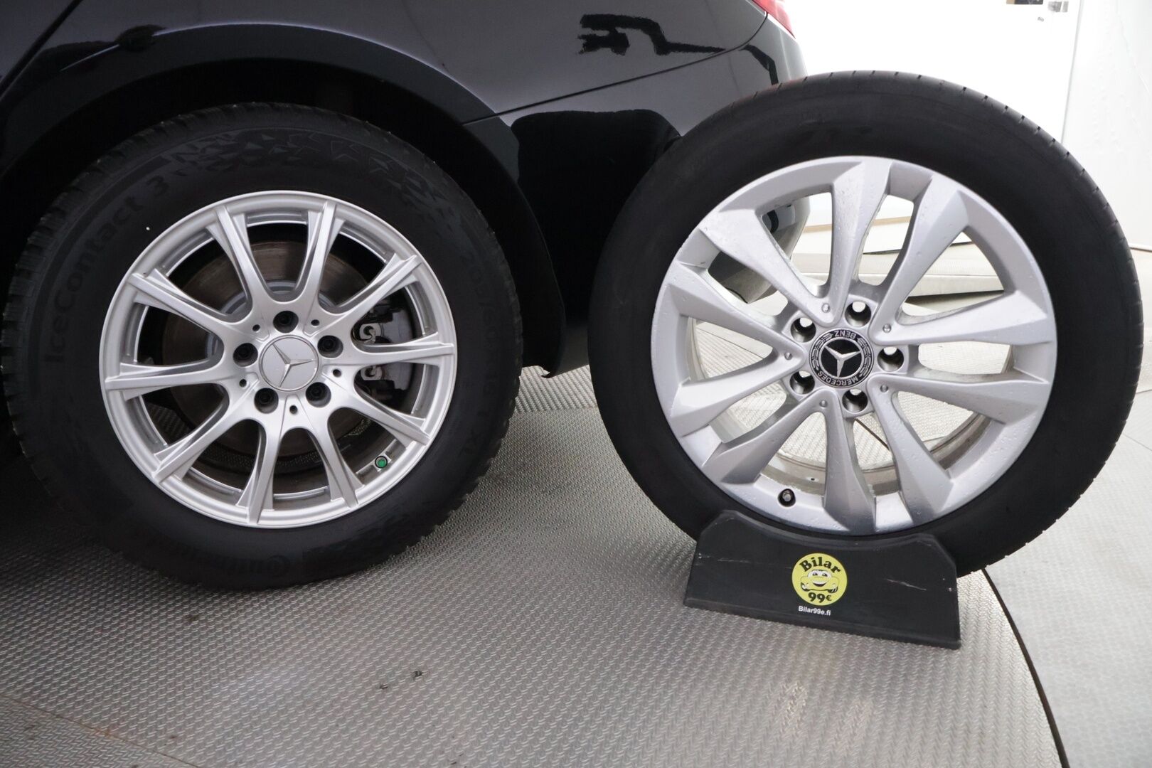 Mercedes-Benz C 2020 180 A Business / Vakkari / Peruutuskamera / Sport-istuimet / - Vähän ajettu/ Kahdet renkaat/ viimesin huolto tehty 56tkm kohdalla - HULLUT JOULUT KORKOTARJOUS 2,49% 