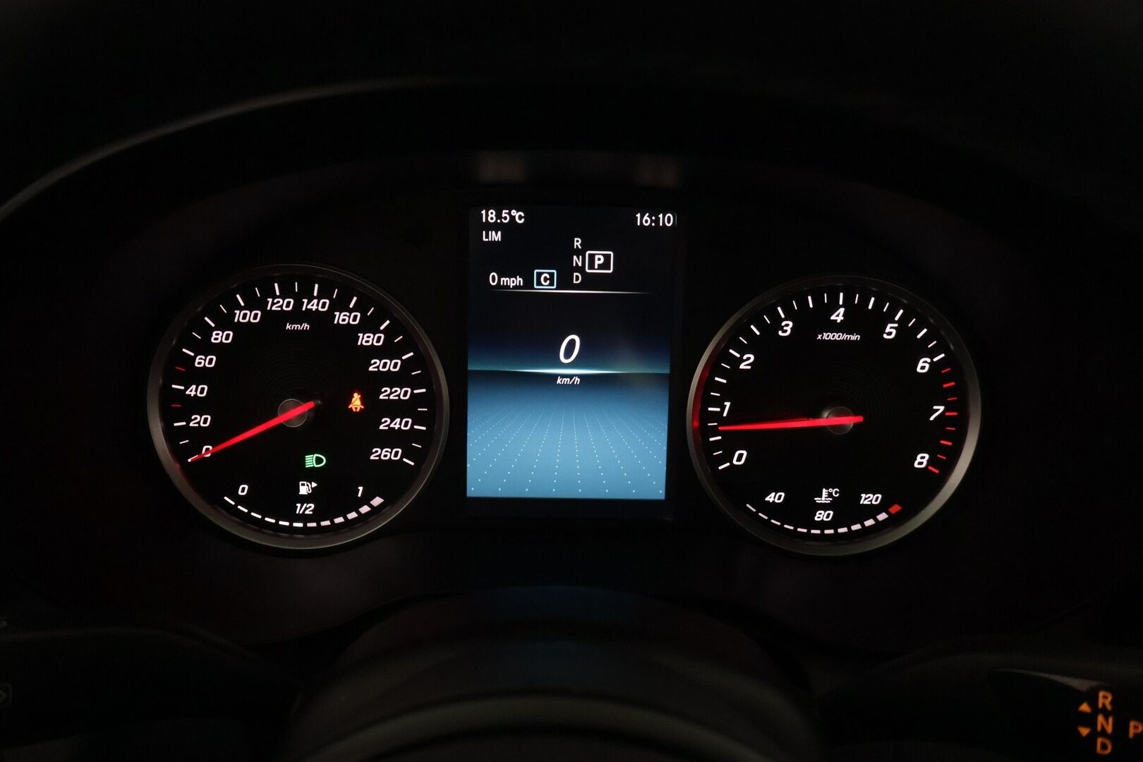 Mercedes-Benz C 2020 180 A Business / Vakkari / Peruutuskamera / Sport-istuimet / - Vähän ajettu/ Kahdet renkaat/ viimesin huolto tehty 56tkm kohdalla