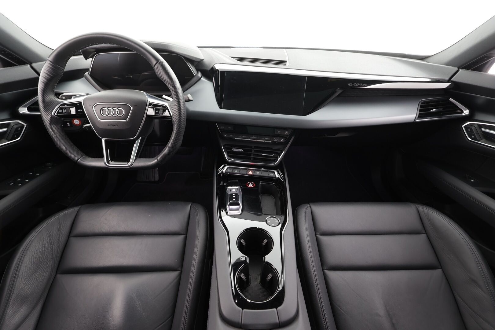 AUDI E-TRON GT 2022 60 quattro * ILP / ACC / Matrix-LED / 360° / Nahkaverhoilu / Lasikatto / Navi / Kaistavahti / KeylessGO * - 2x Latauskaapelit / Kahdet renkaat / Merkkihuollettu! - HULLU BLACKWEEK KORKOTARJOUS 2,49%