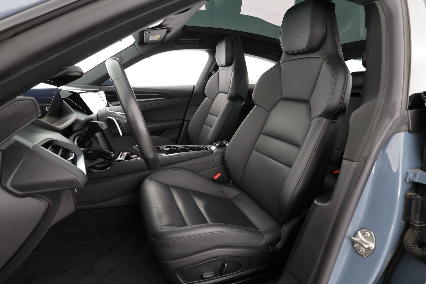 AUDI E-TRON GT 2022 60 quattro * ILP / ACC / Matrix-LED / 360° / Nahkaverhoilu / Lasikatto / Navi / Kaistavahti / KeylessGO * - 2x Latauskaapelit / Kahdet renkaat / Merkkihuollettu! - HULLU BLACKWEEK KORKOTARJOUS 2,49%